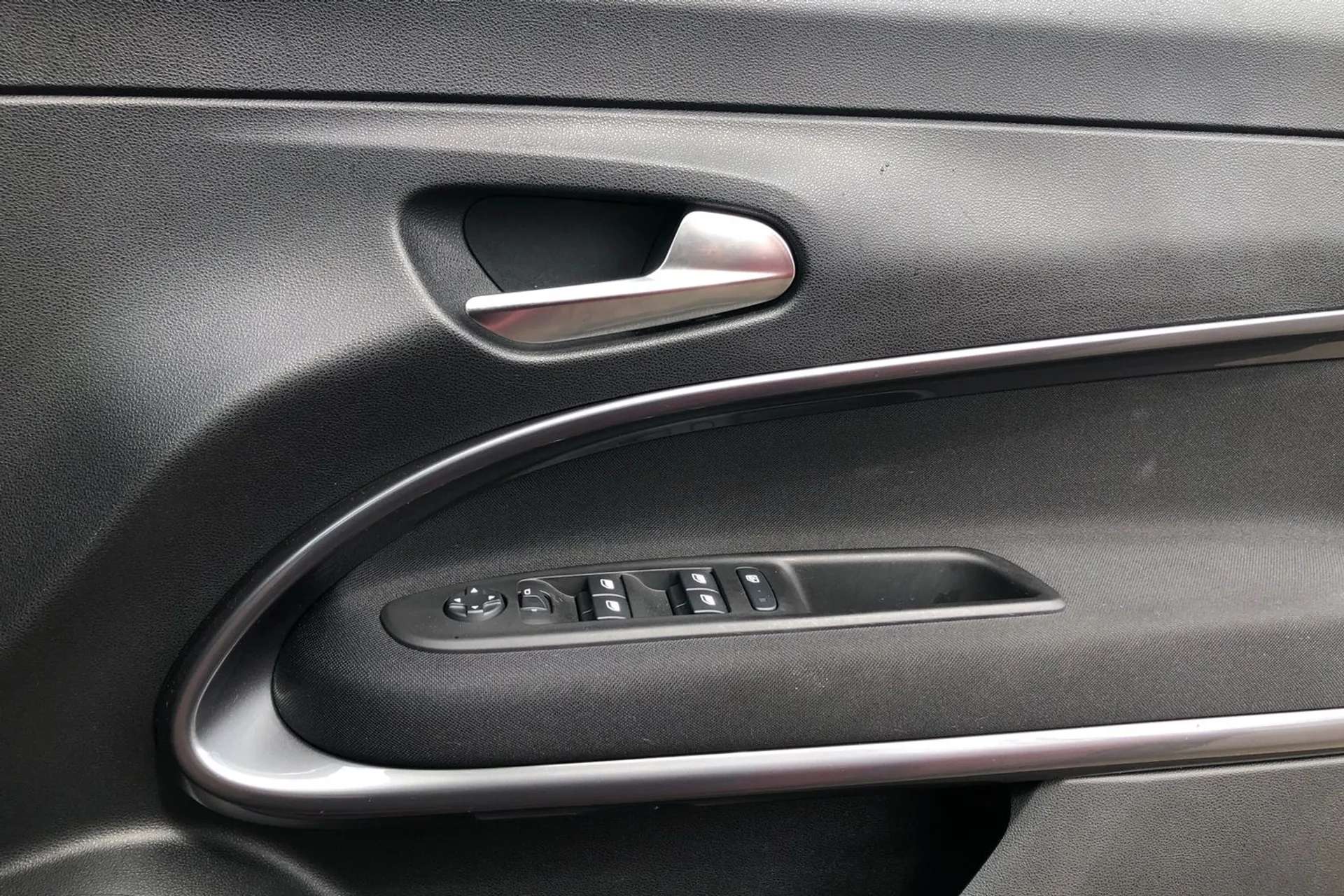 2025 FIAT 600 2025 FIAT 600