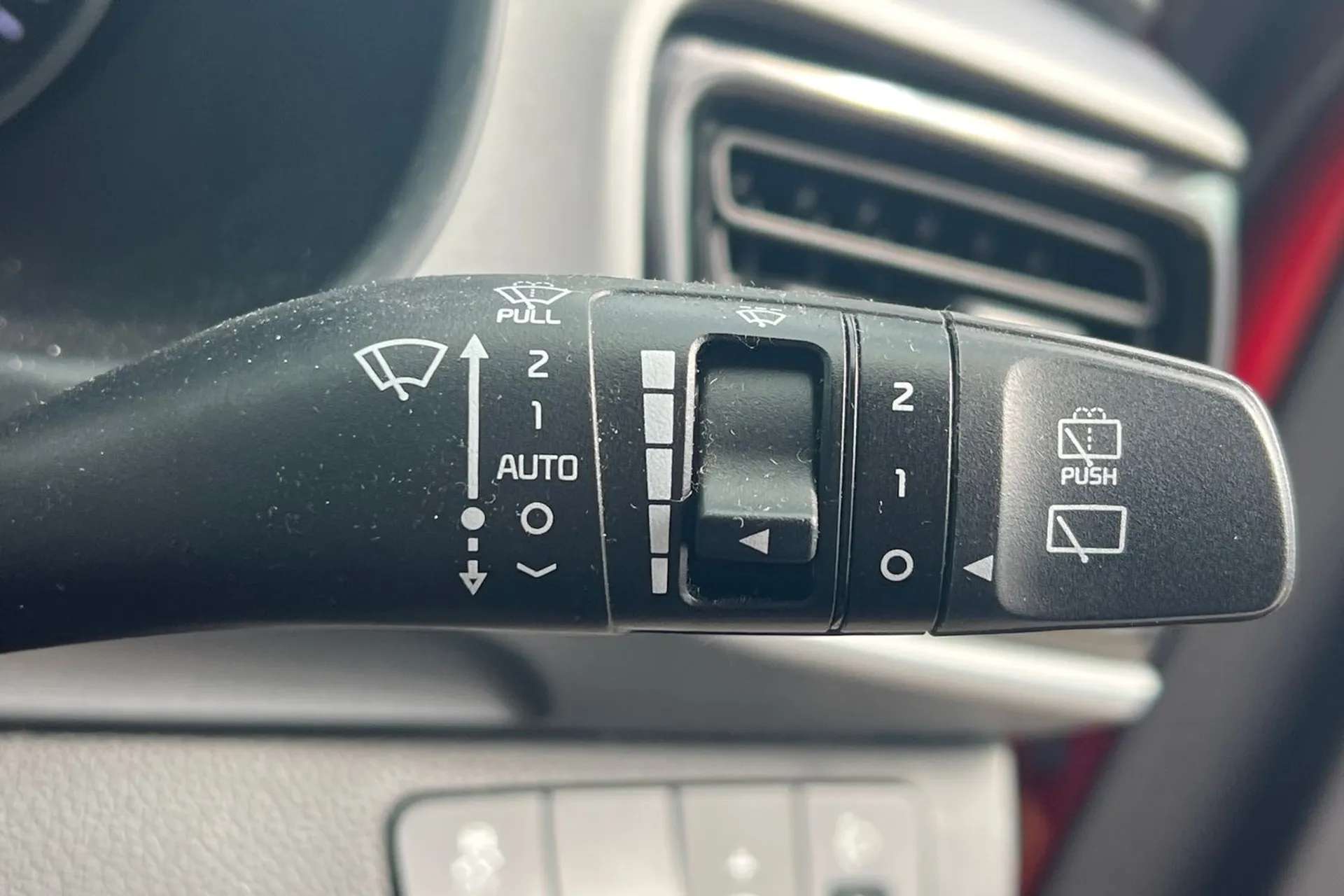 2019 KIA STONIC 2019 KIA STONIC