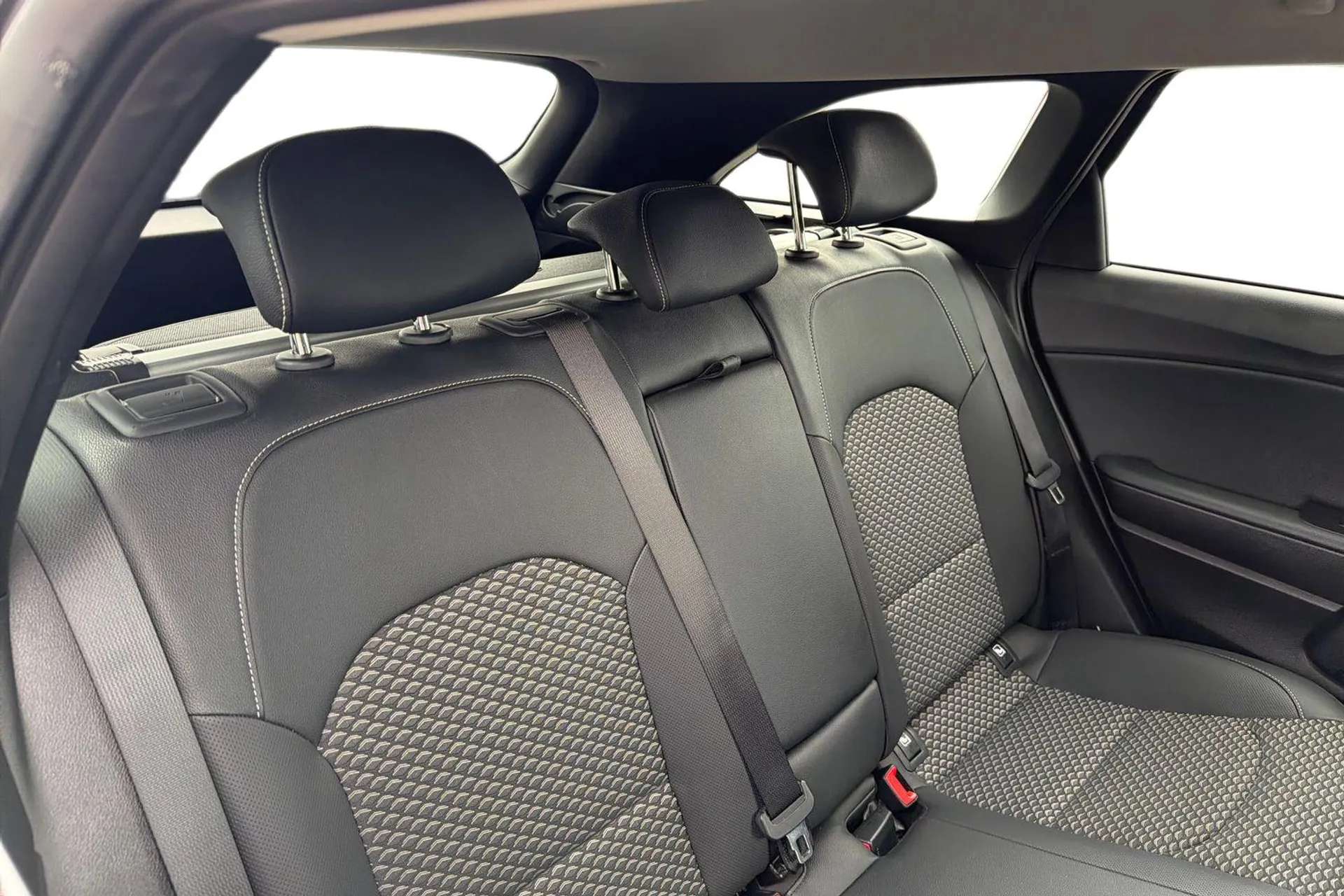 2023 KIA CEED 2023 KIA CEED