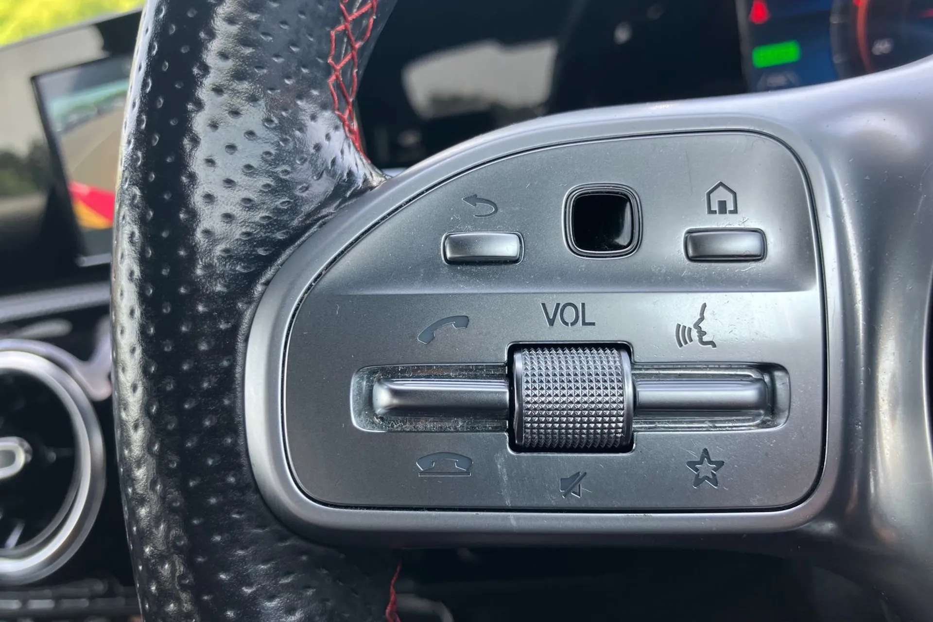 2021 MERCEDES-BENZ A CLASS 2021 MERCEDES-BENZ A CLASS