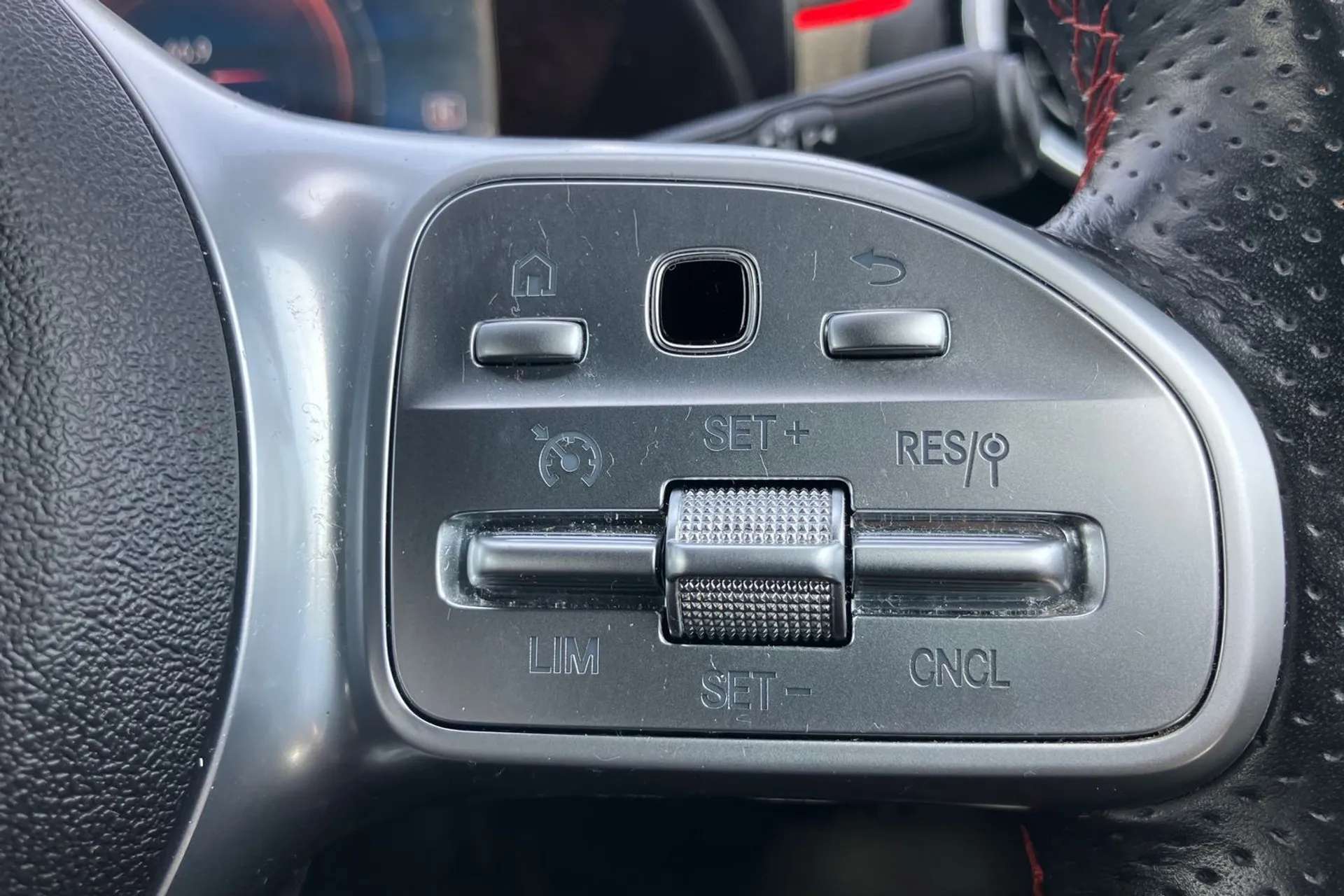 2021 MERCEDES-BENZ A CLASS 2021 MERCEDES-BENZ A CLASS
