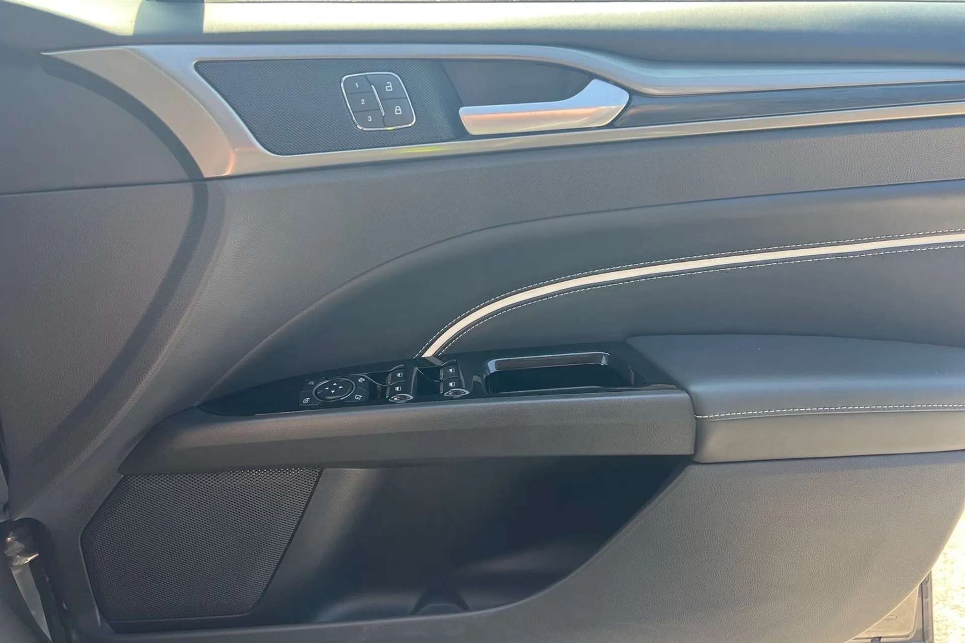 2022 FORD MONDEO VIGNALE 2022 FORD MONDEO VIGNALE