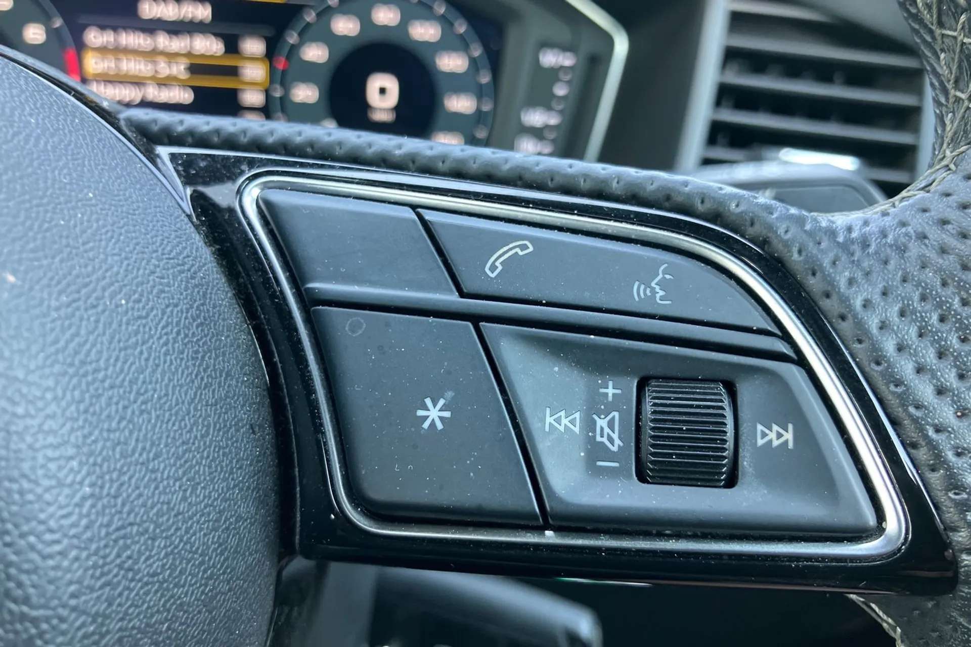 2022 AUDI A1 2022 AUDI A1