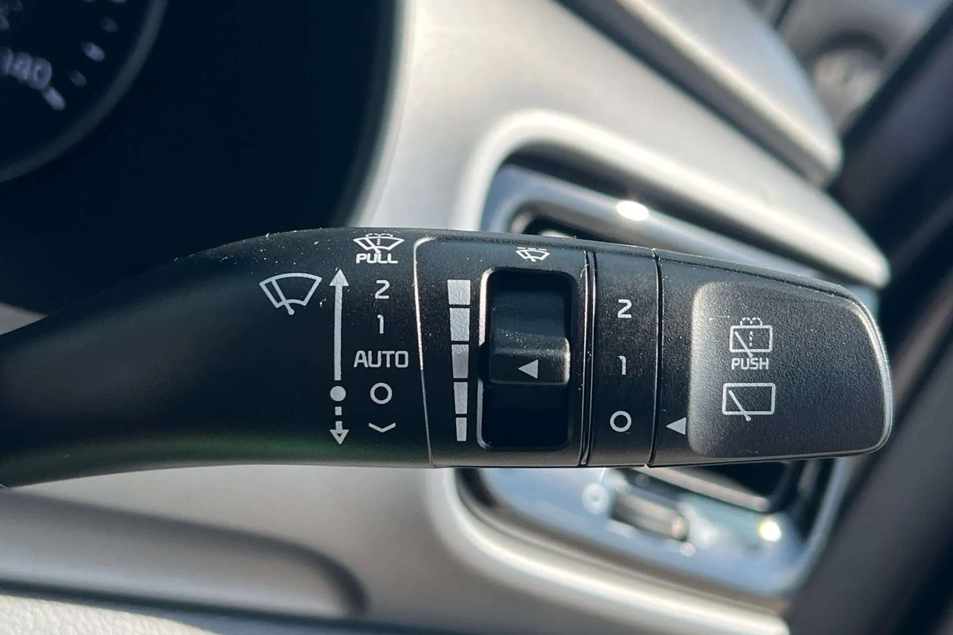 2019 KIA STONIC 2019 KIA STONIC