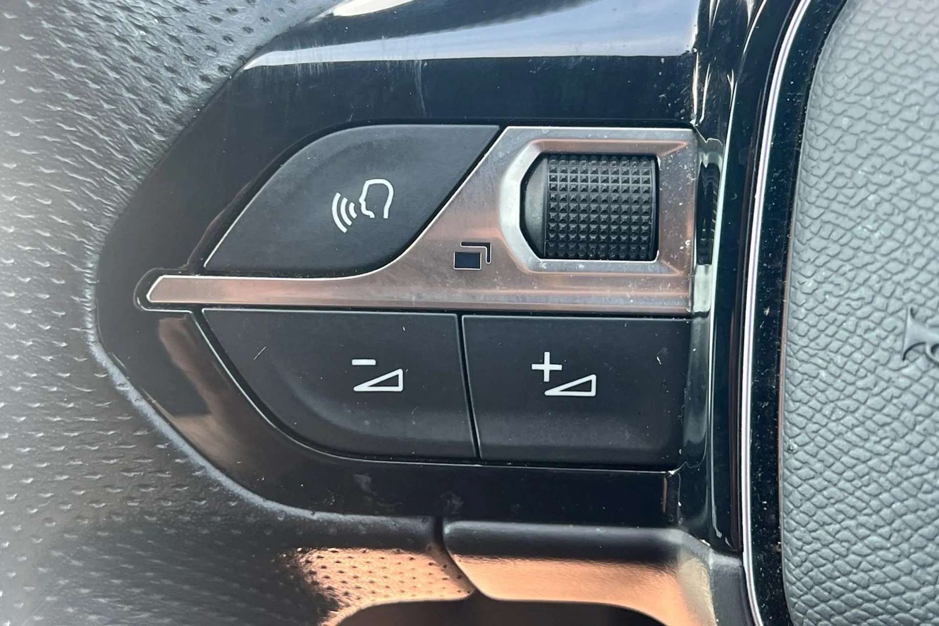 2022 PEUGEOT 3008 2022 PEUGEOT 3008