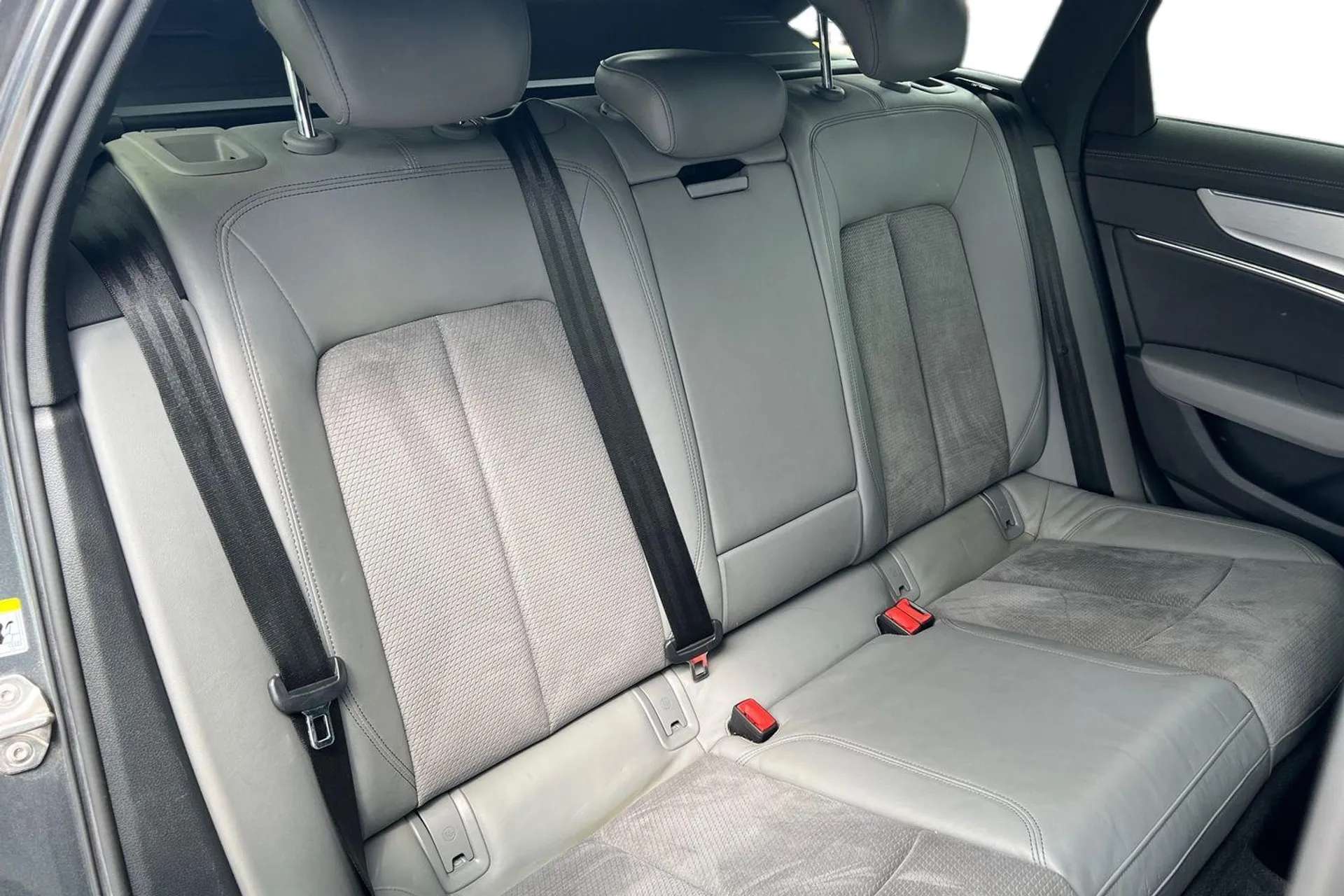 2019 AUDI A6 2019 AUDI A6
