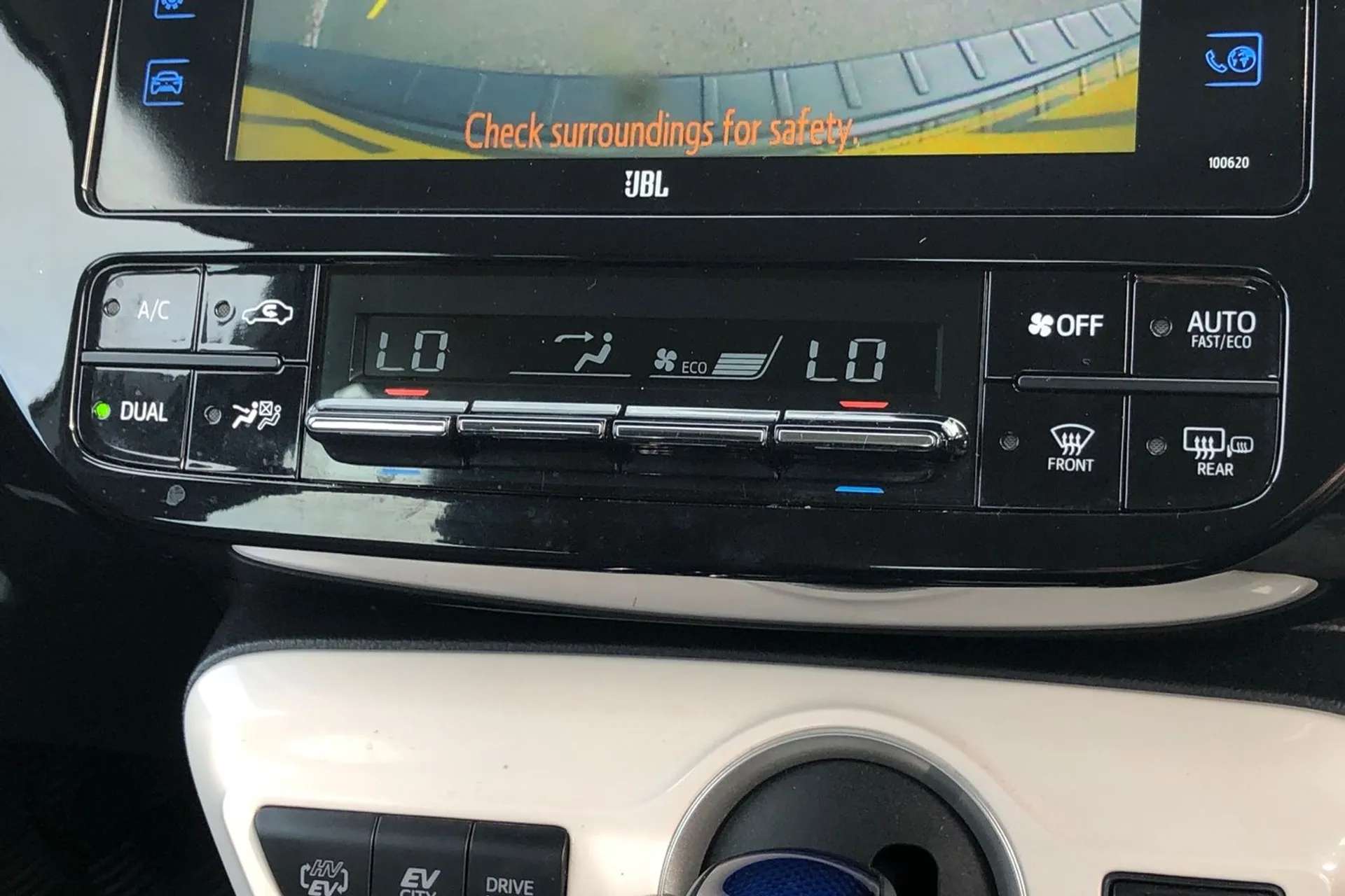 2018 TOYOTA PRIUS 2018 TOYOTA PRIUS