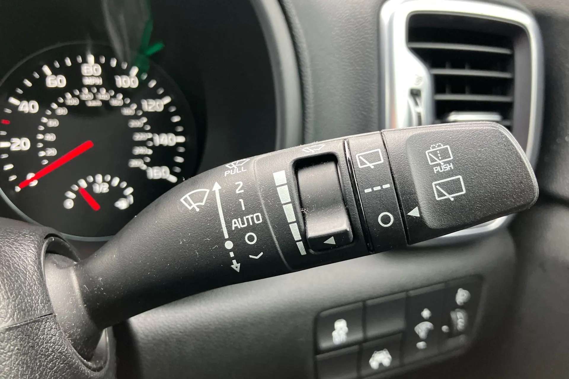 2018 KIA SPORTAGE 2018 KIA SPORTAGE