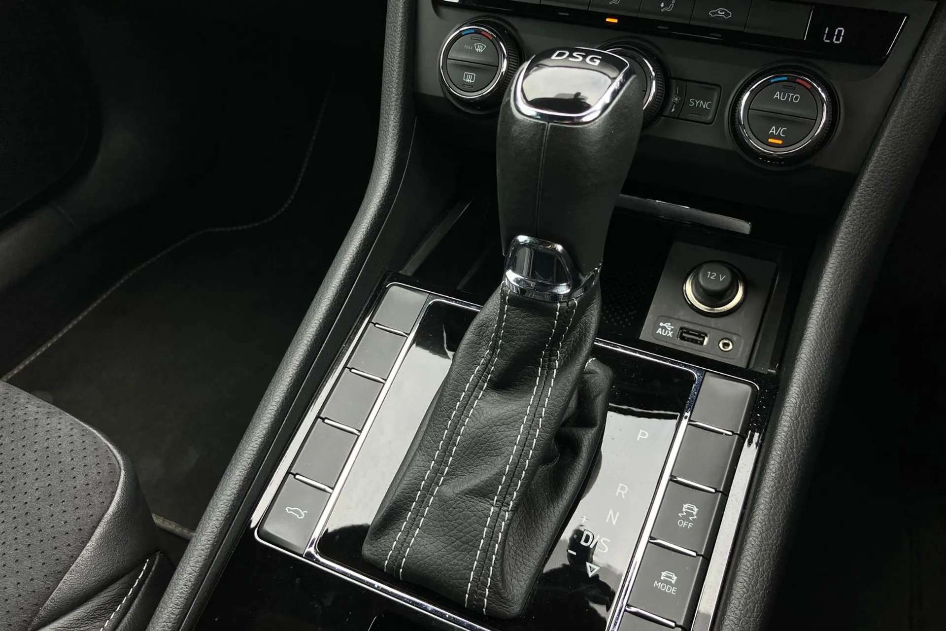 2017 SKODA SUPERB 2017 SKODA SUPERB