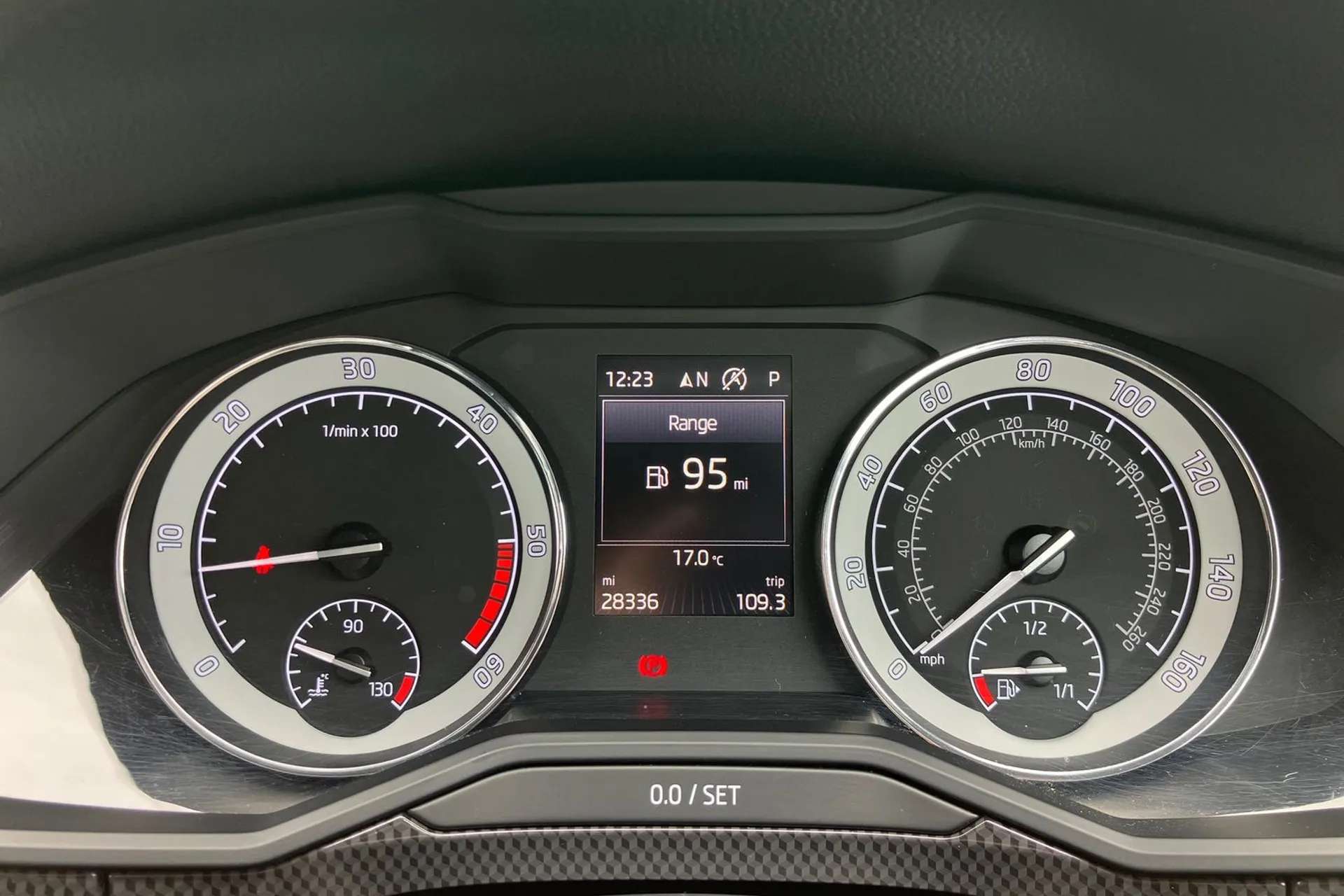 2017 SKODA SUPERB 2017 SKODA SUPERB