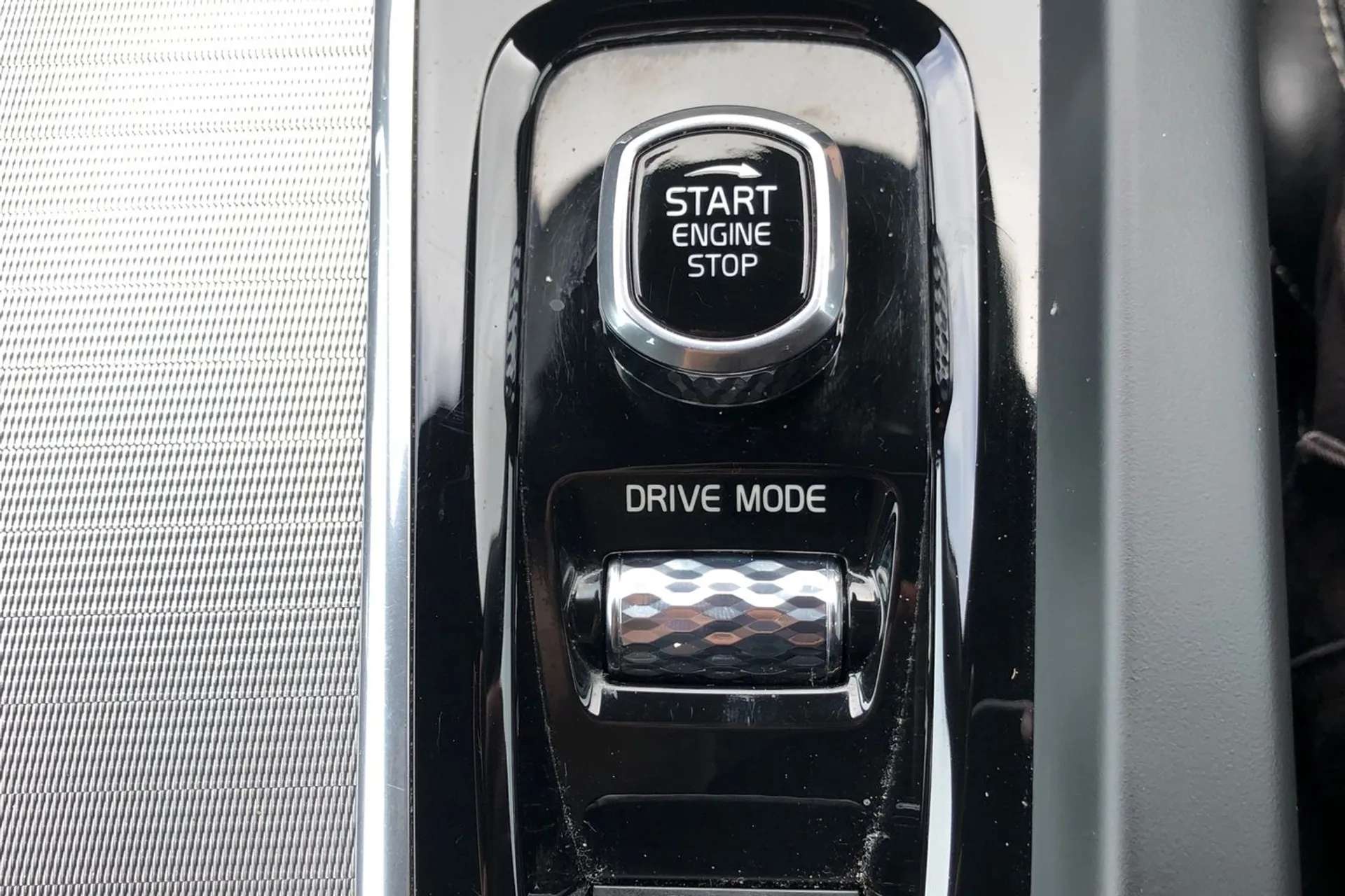 2020 VOLVO S60 2020 VOLVO S60