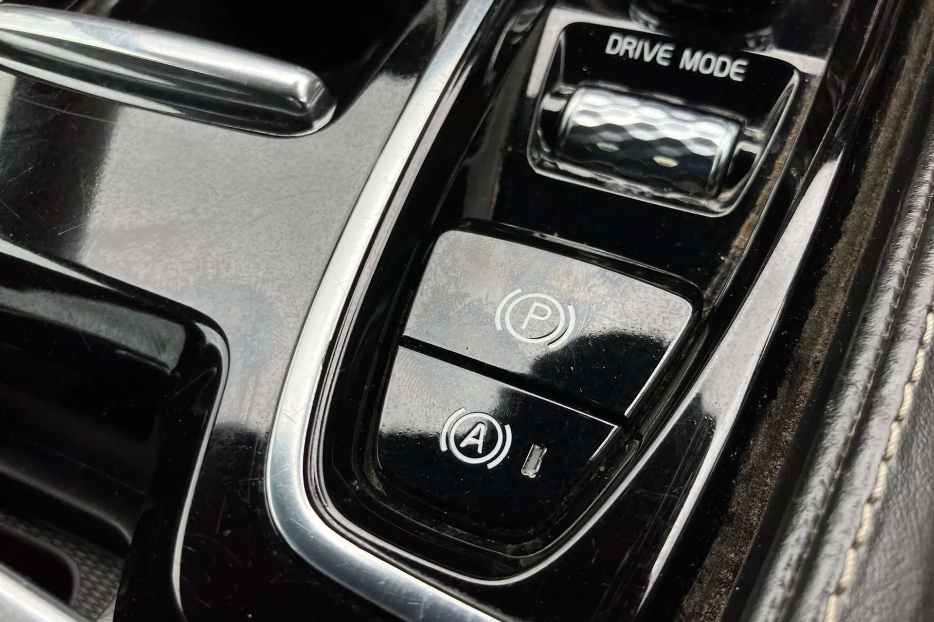 2021 VOLVO S90 2021 VOLVO S90
