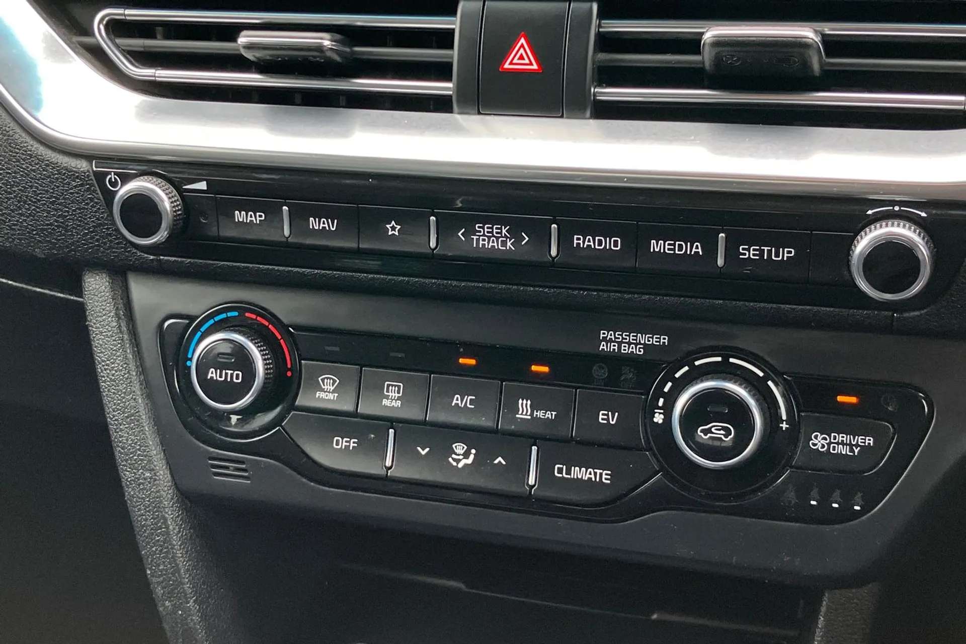 2020 KIA E-NIRO 2020 KIA E-NIRO