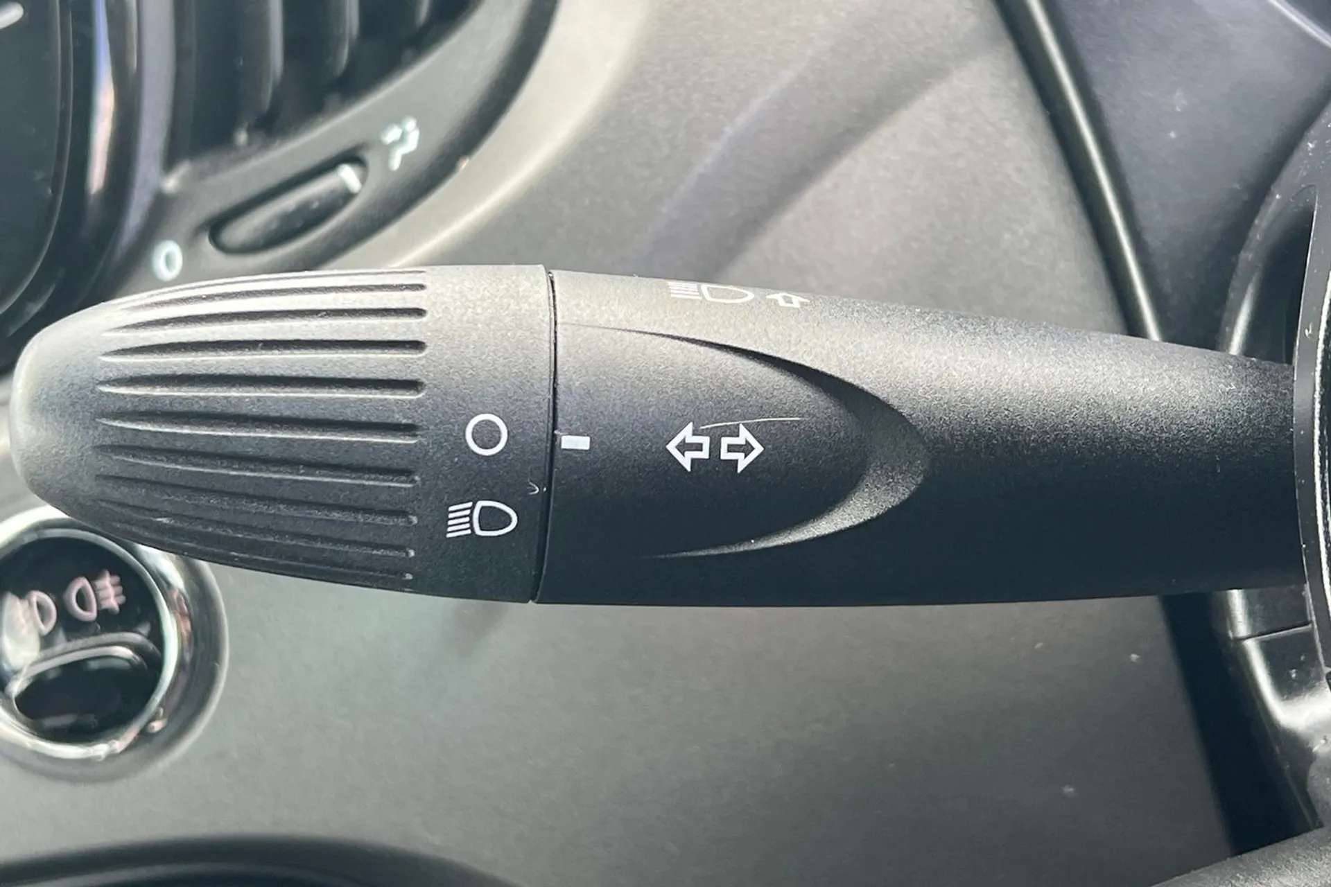 2019 FIAT 500 2019 FIAT 500