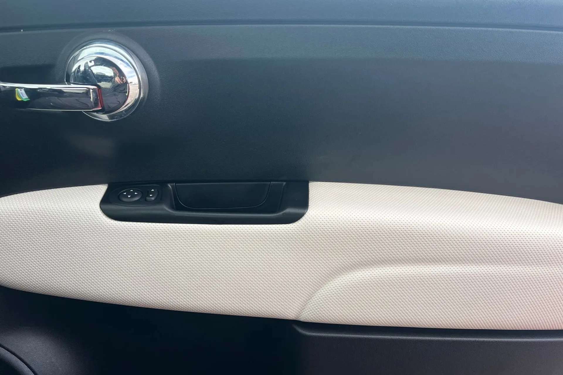 2019 FIAT 500 2019 FIAT 500