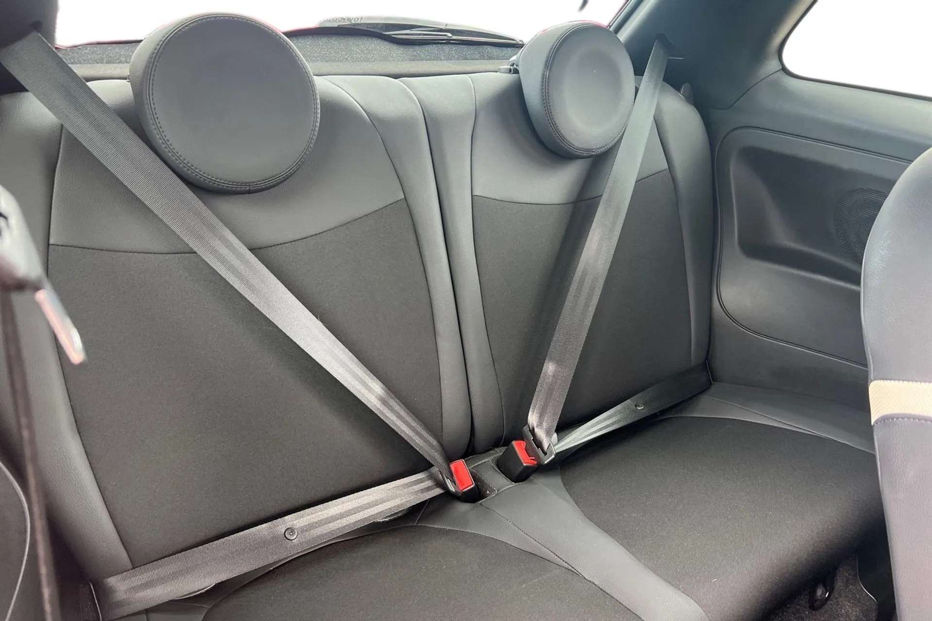 2019 FIAT 500 2019 FIAT 500