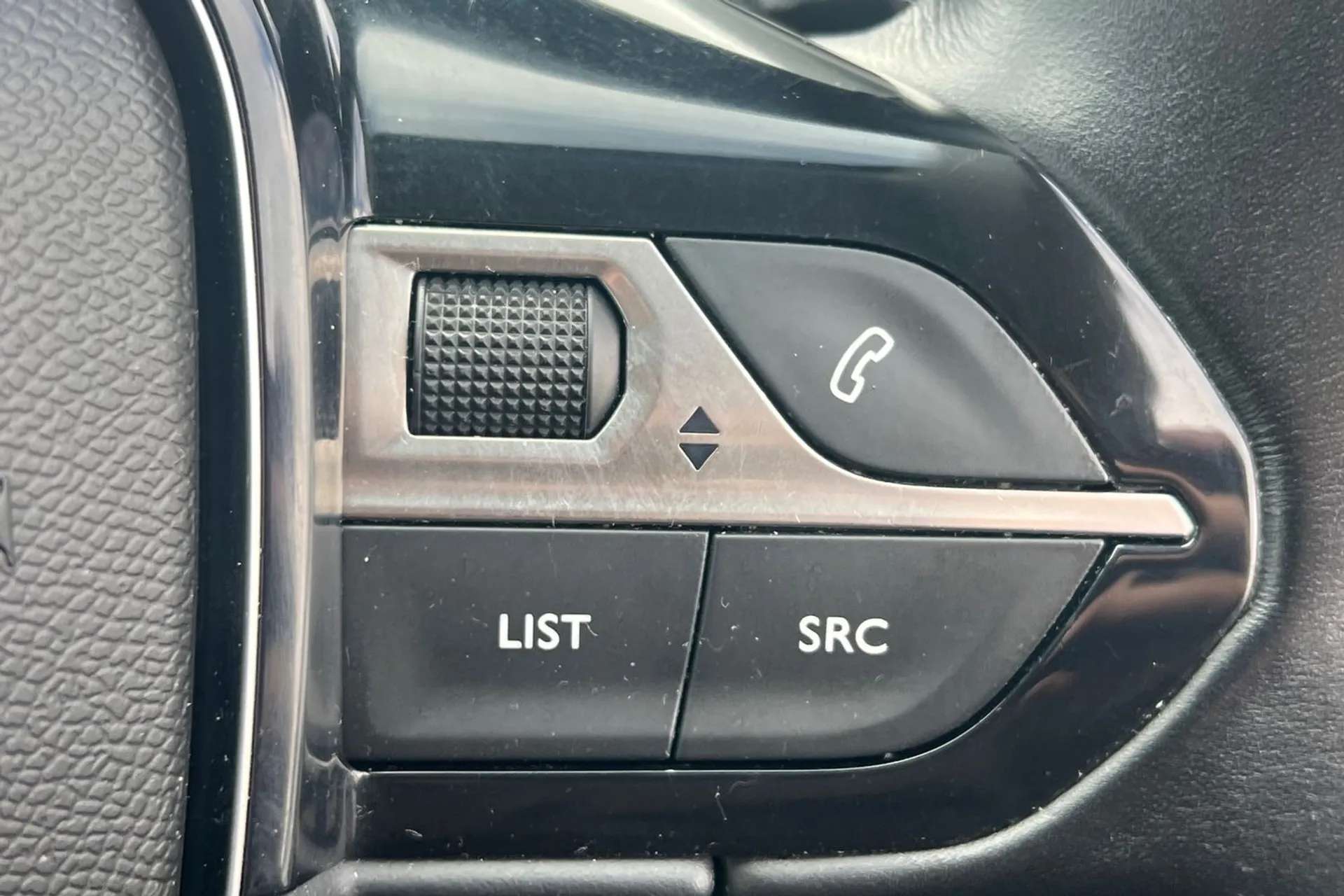 2018 PEUGEOT 3008 2018 PEUGEOT 3008