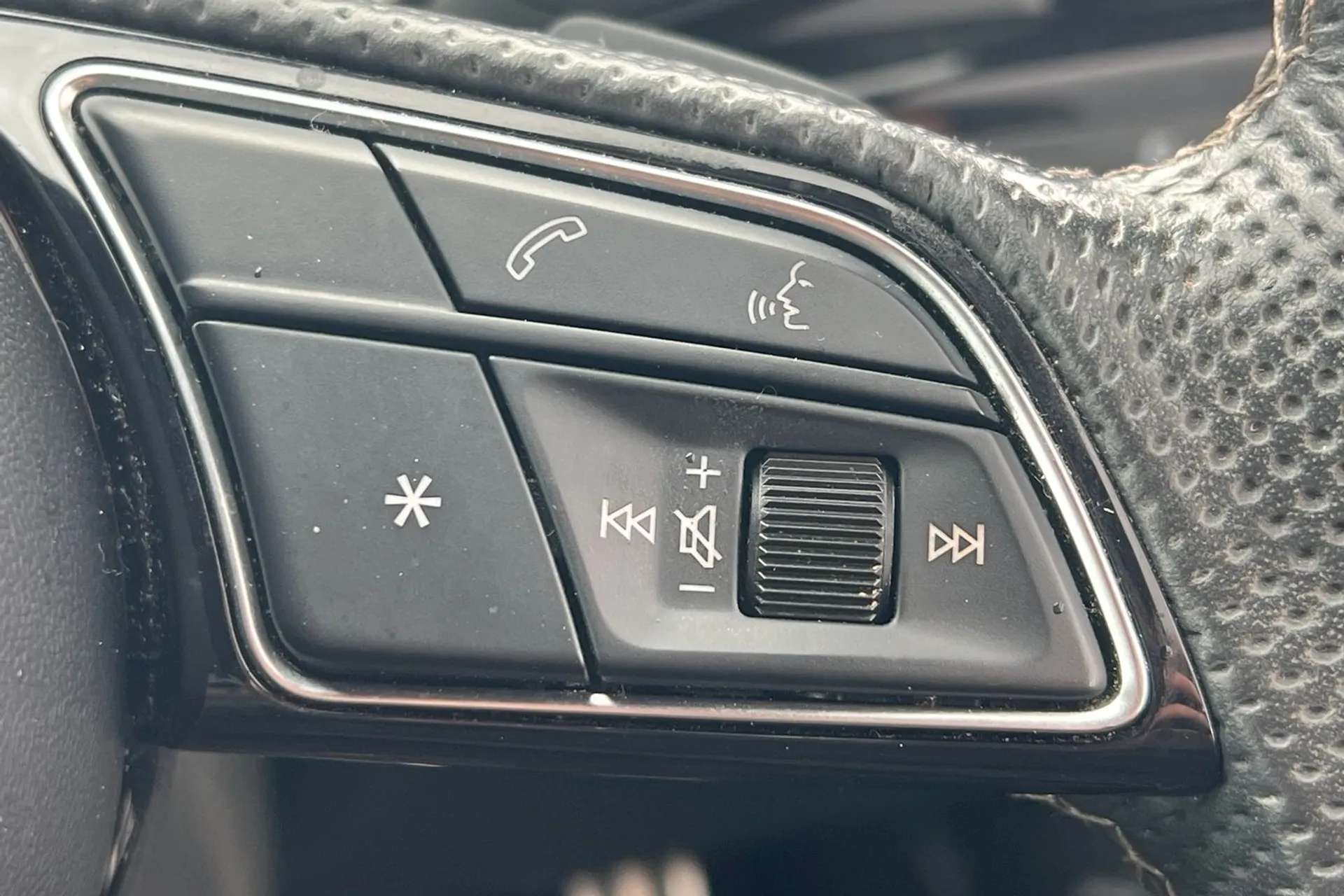2021 AUDI A4 2021 AUDI A4
