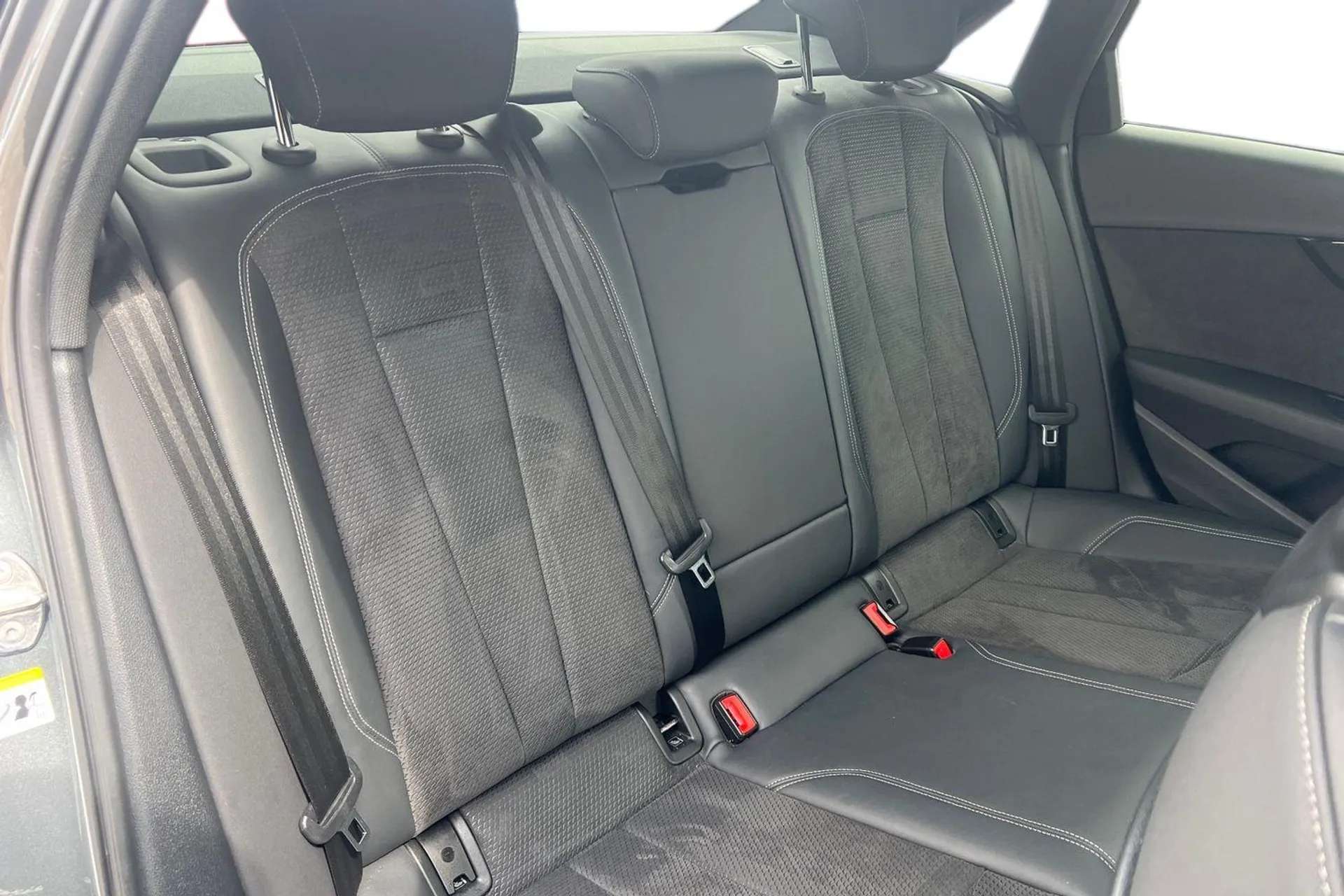 2021 AUDI A4 2021 AUDI A4