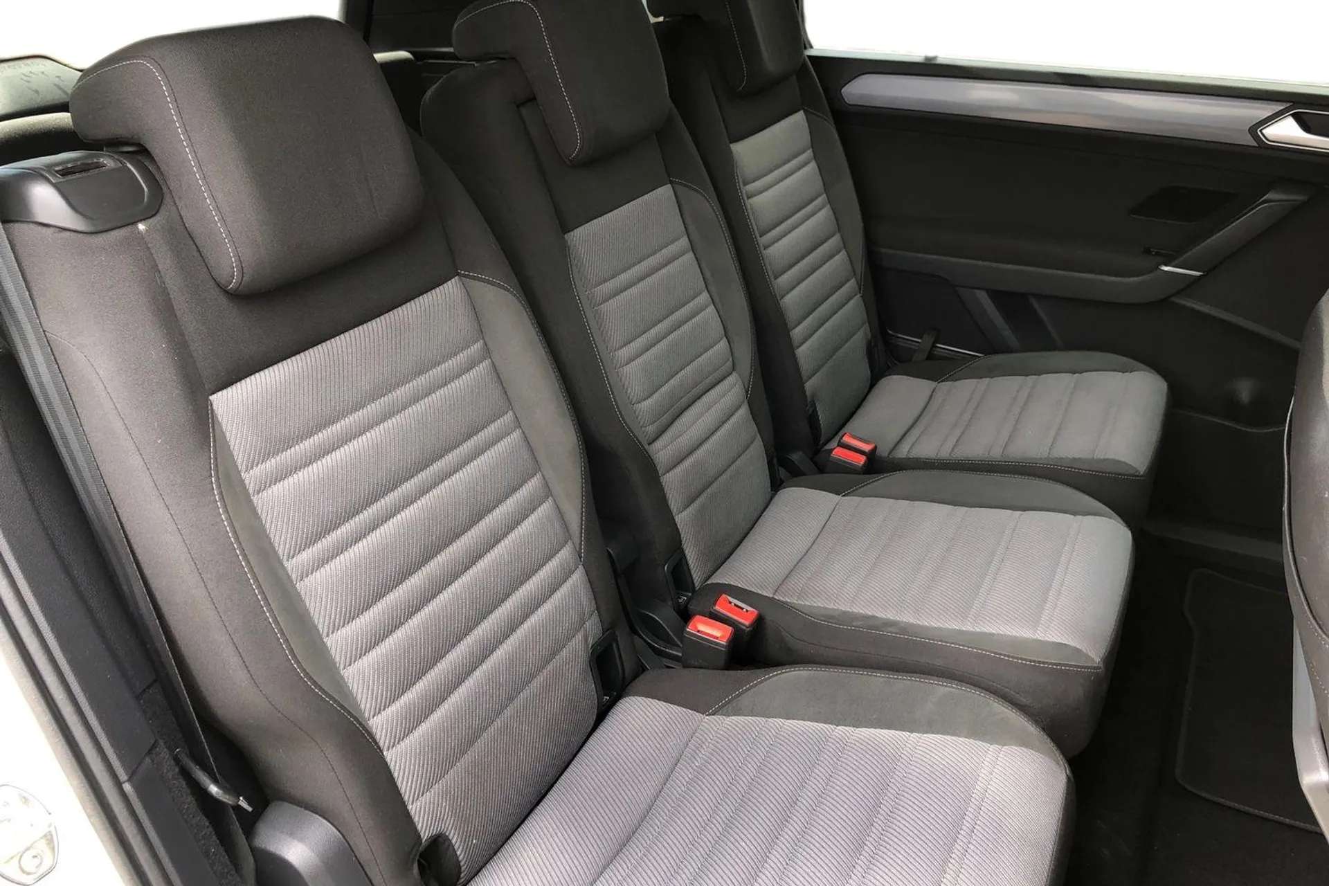 2021 VOLKSWAGEN TOURAN 2021 VOLKSWAGEN TOURAN