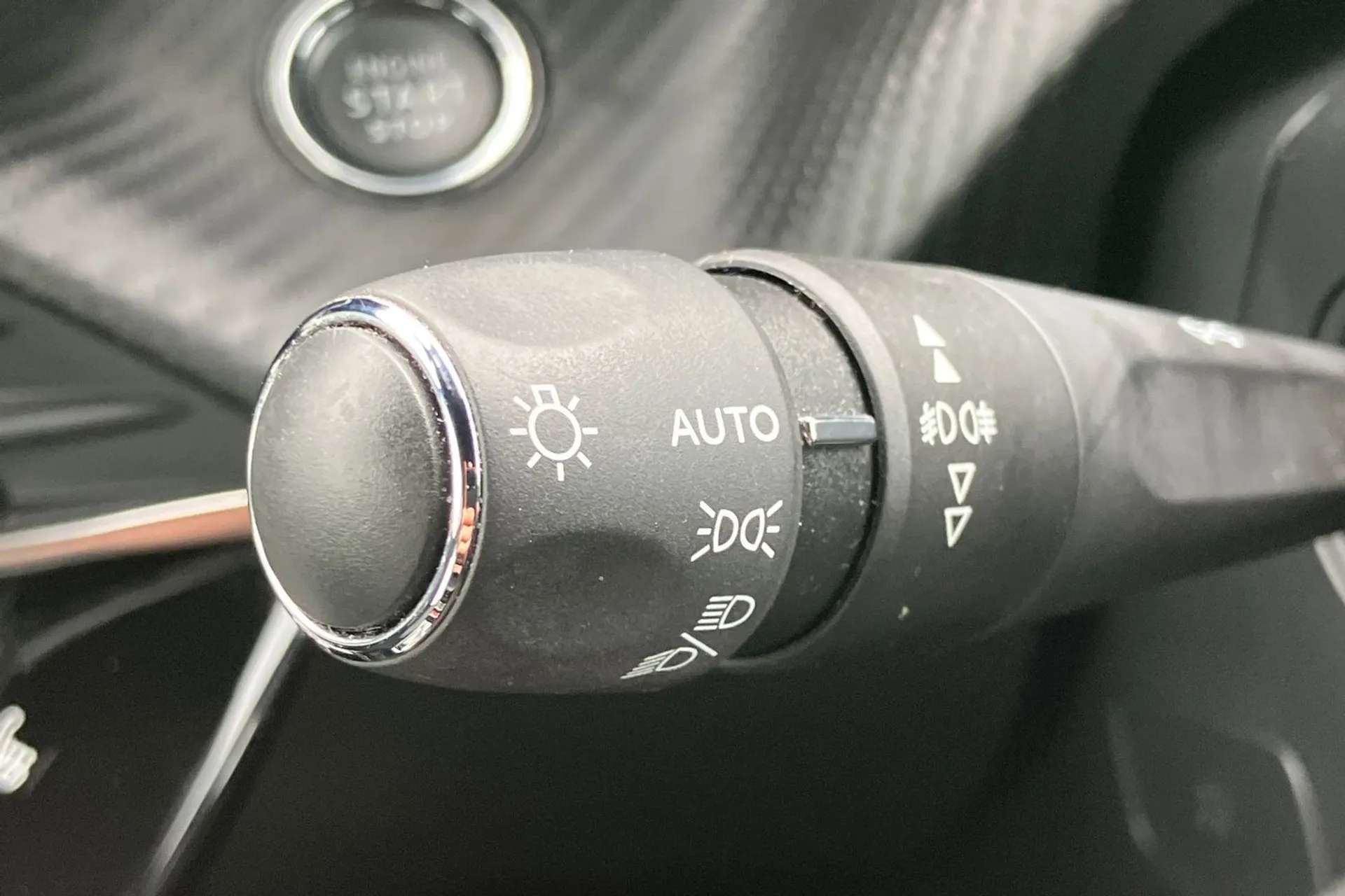2022 PEUGEOT 2008 2022 PEUGEOT 2008