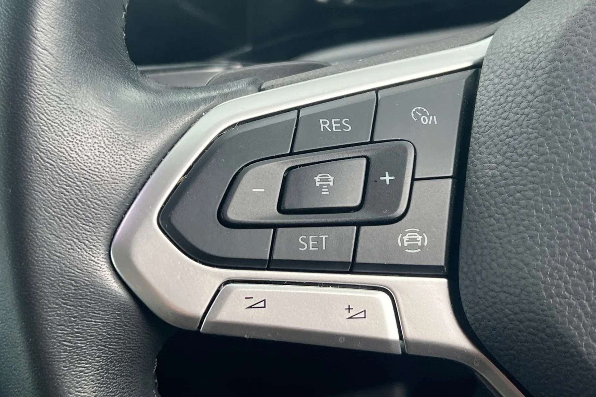 2023 VOLKSWAGEN GOLF 2023 VOLKSWAGEN GOLF