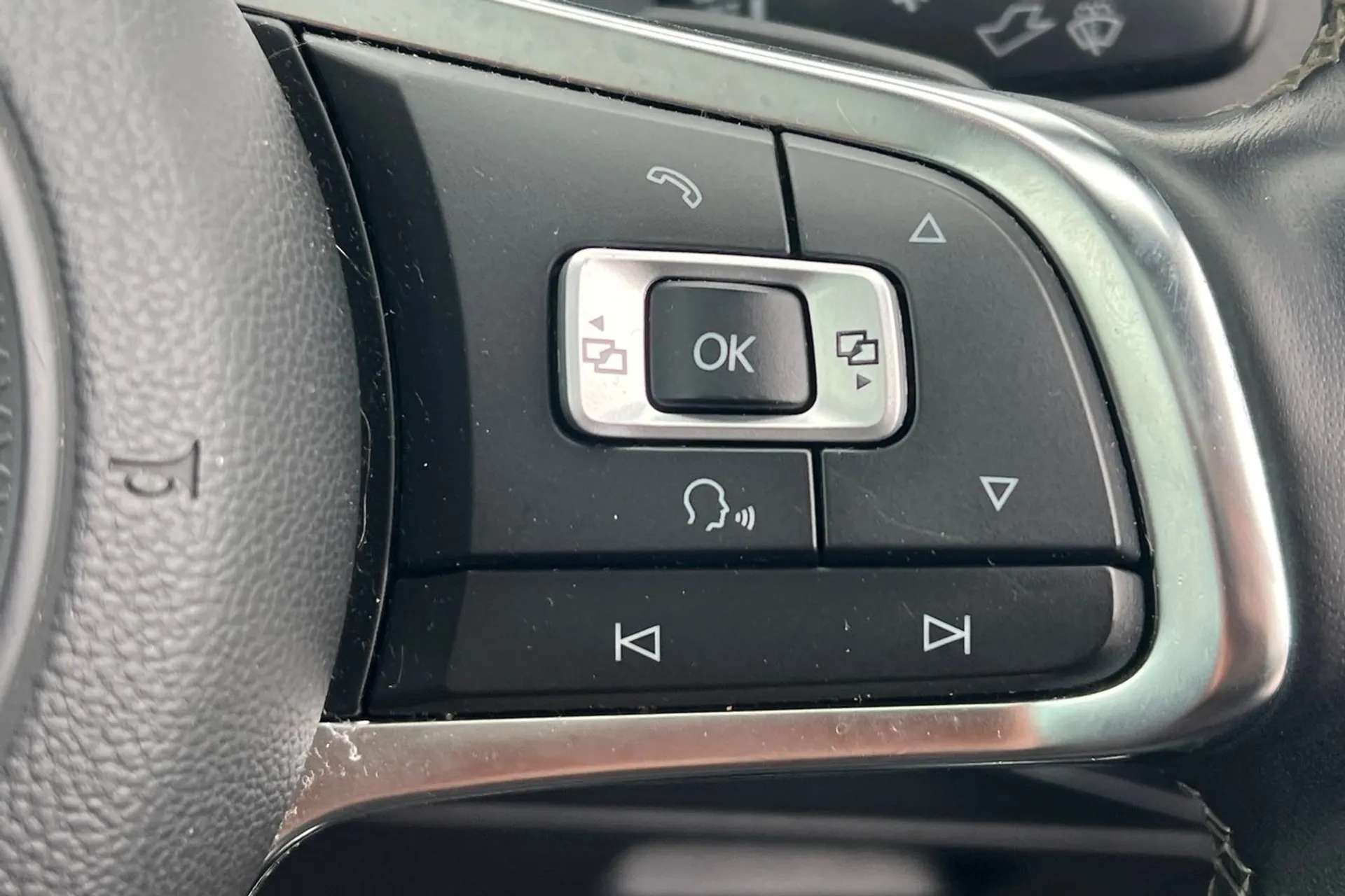 2017 VOLKSWAGEN TIGUAN 2017 VOLKSWAGEN TIGUAN