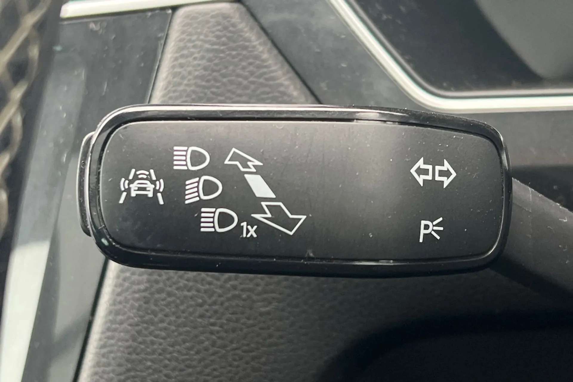 2017 VOLKSWAGEN TIGUAN 2017 VOLKSWAGEN TIGUAN