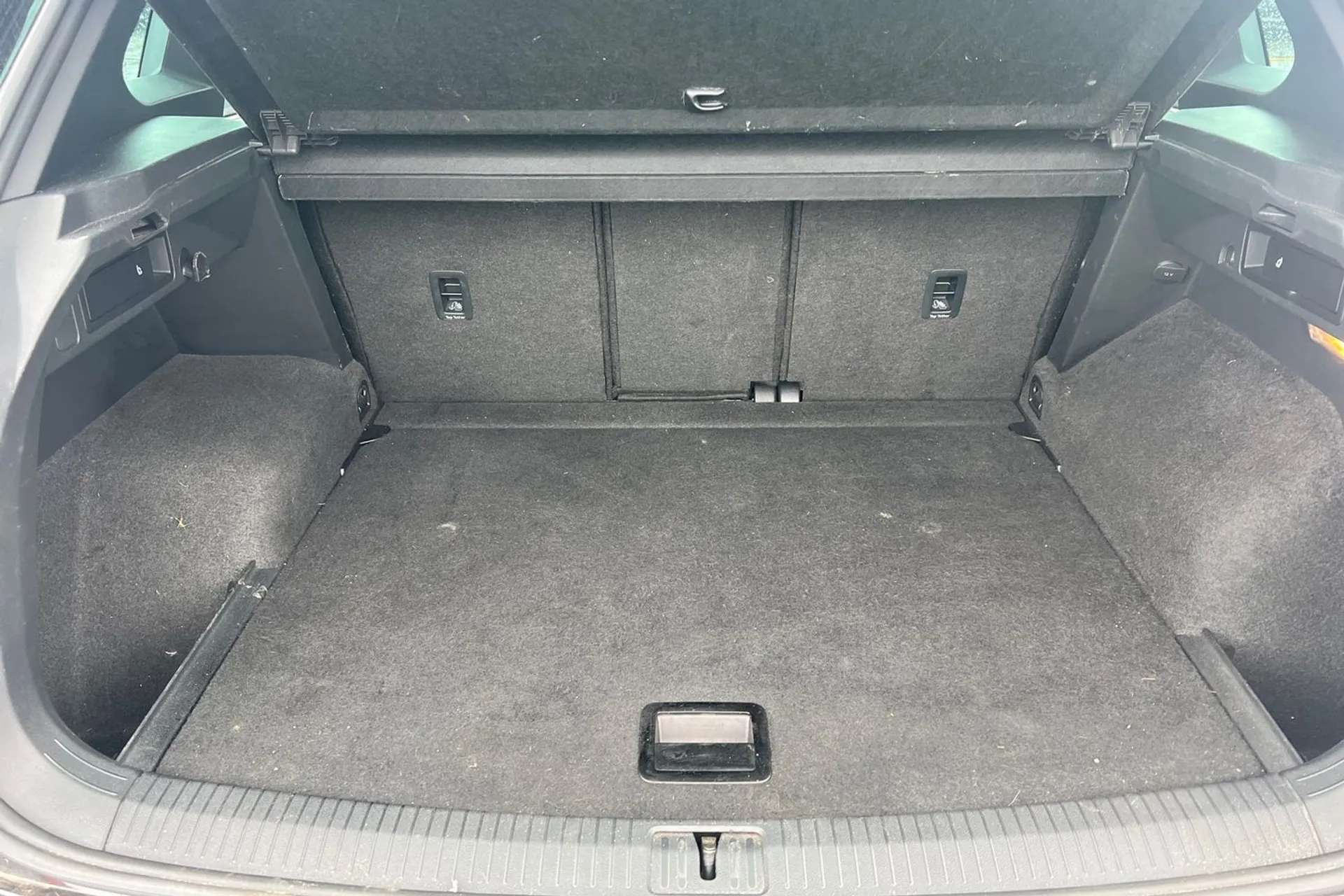 2017 VOLKSWAGEN TIGUAN 2017 VOLKSWAGEN TIGUAN