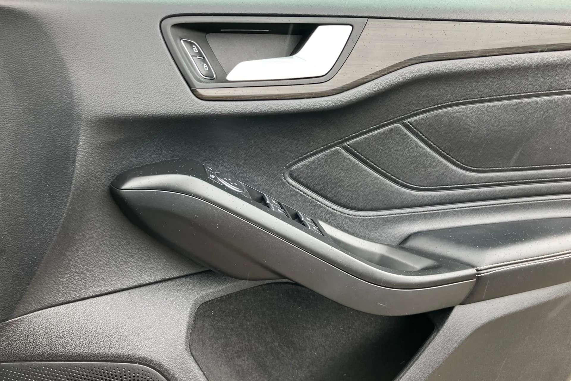 2020 FORD FOCUS VIGNALE 2020 FORD FOCUS VIGNALE