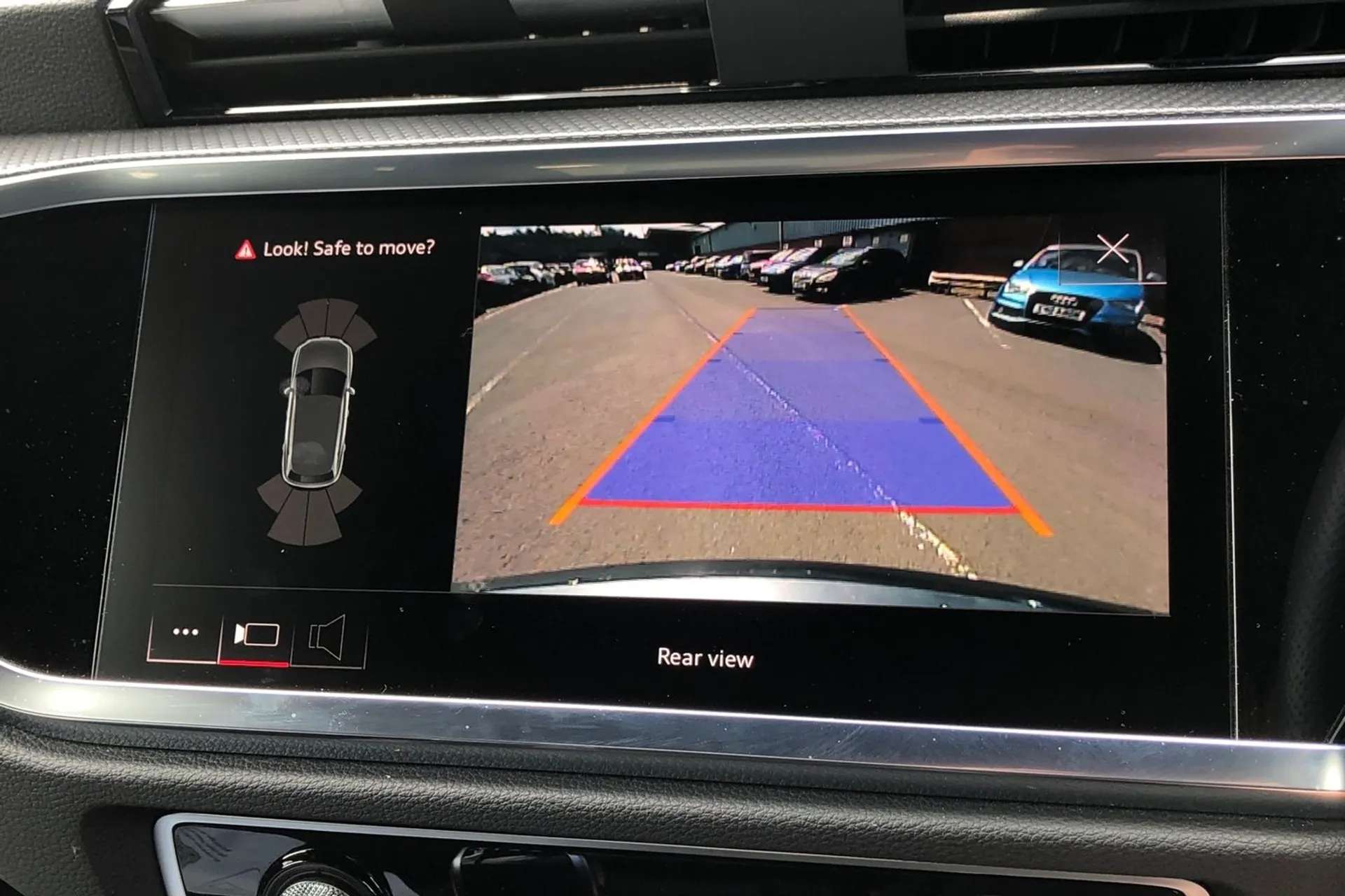 2021 AUDI Q3 2021 AUDI Q3