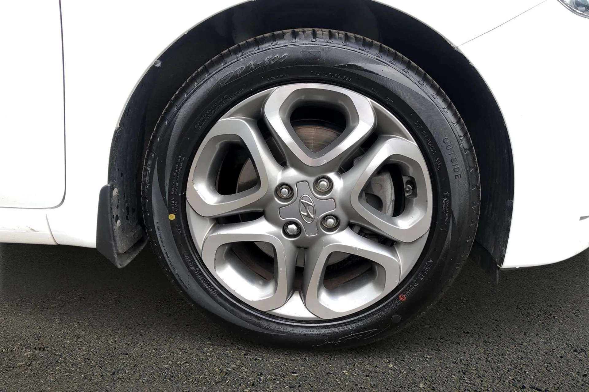 2019 HYUNDAI I20 2019 HYUNDAI I20