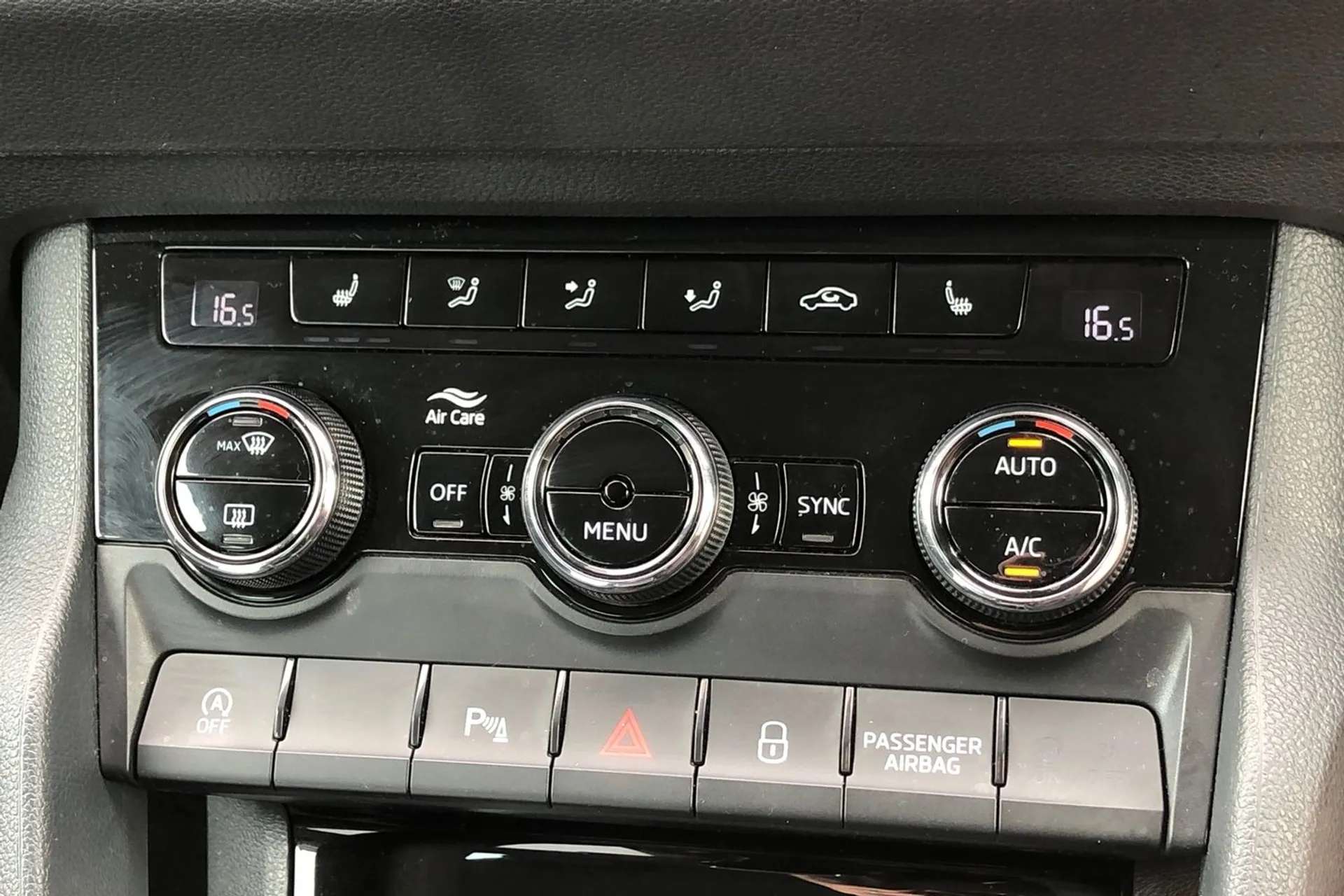 2019 SKODA KAROQ 2019 SKODA KAROQ