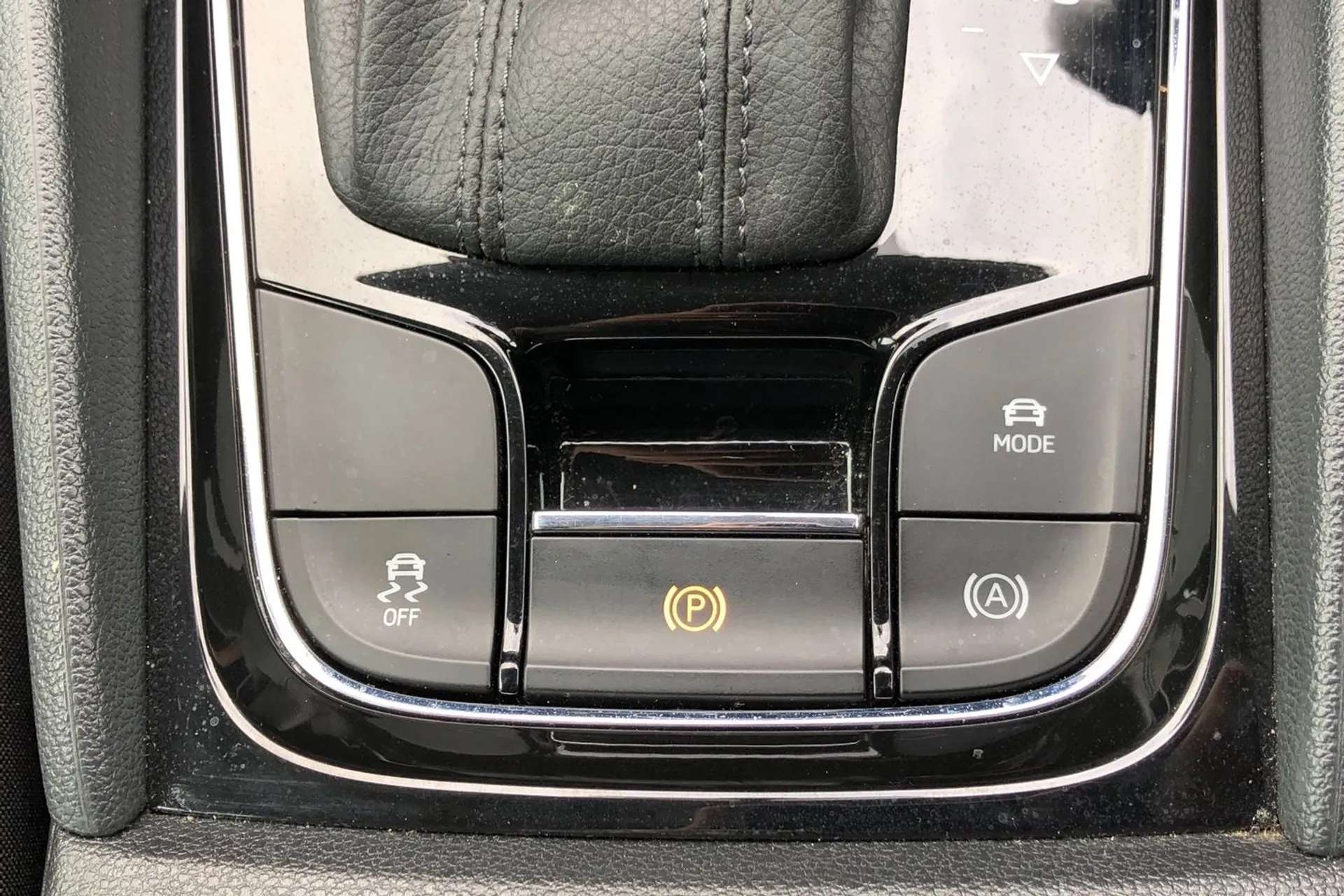 2019 SKODA KAROQ 2019 SKODA KAROQ