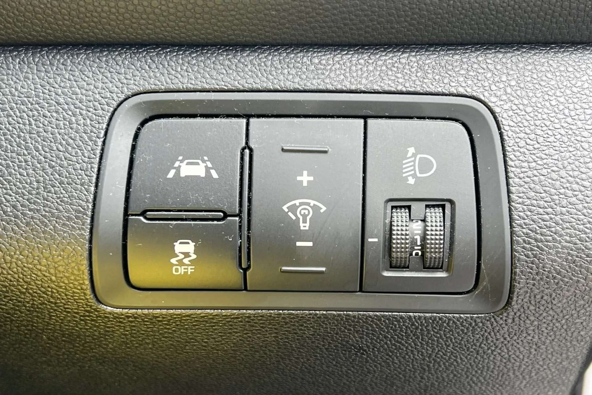 2020 HYUNDAI I20 2020 HYUNDAI I20