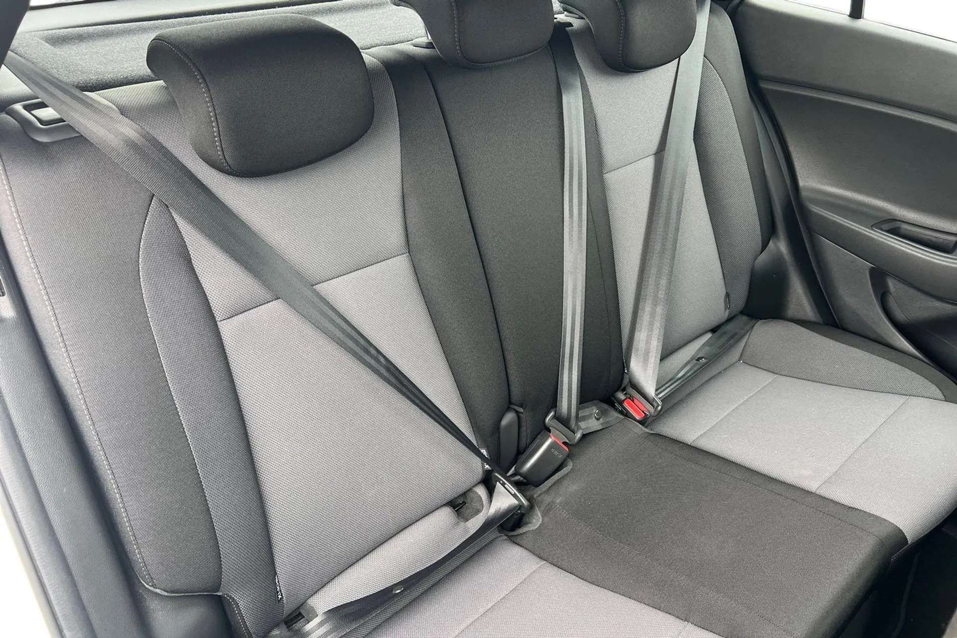 2020 HYUNDAI I20 2020 HYUNDAI I20