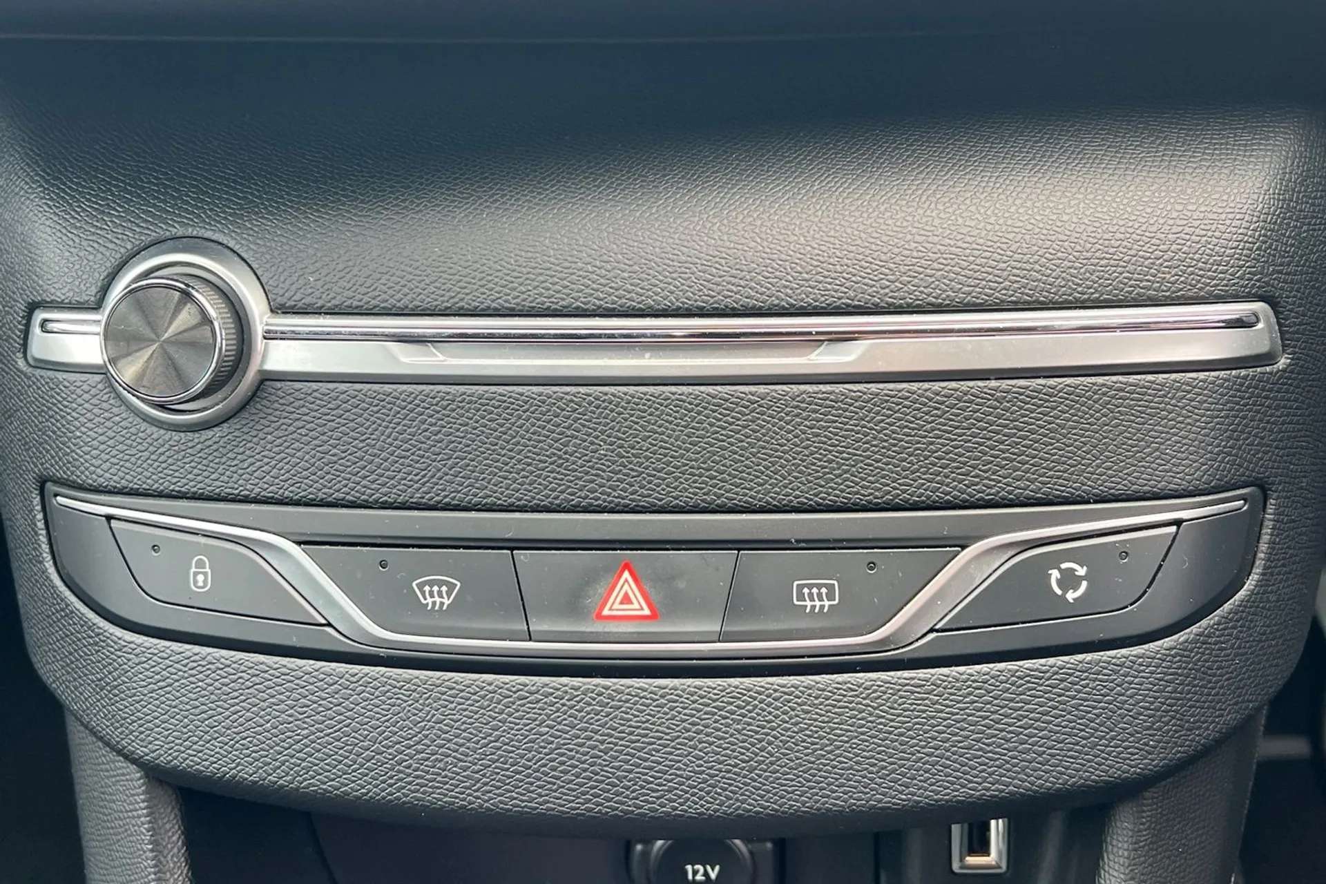 2018 PEUGEOT 308 2018 PEUGEOT 308