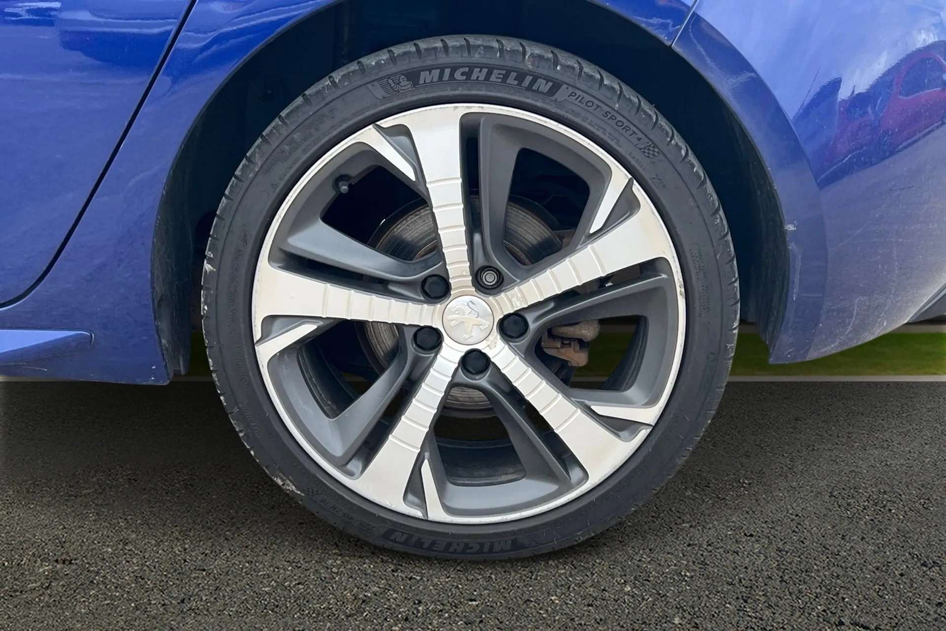 2018 PEUGEOT 308 2018 PEUGEOT 308
