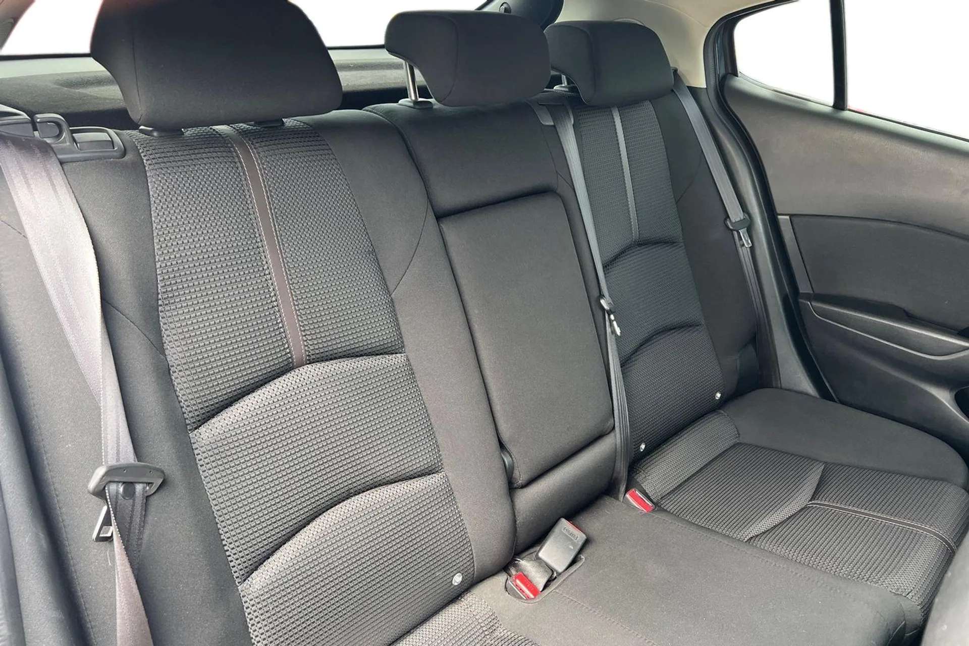 2018 MAZDA MAZDA3 2018 MAZDA MAZDA3