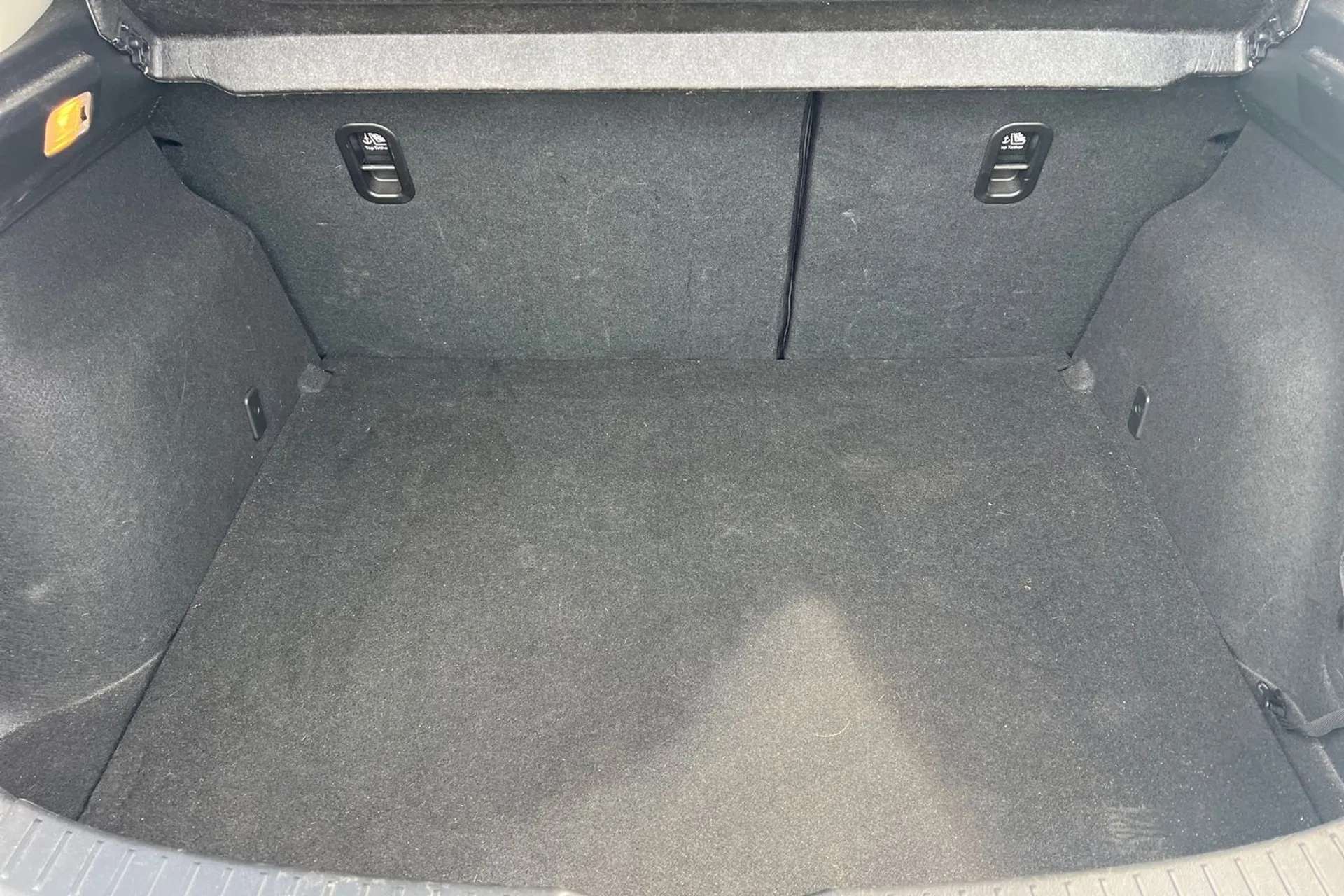 2018 MAZDA MAZDA3 2018 MAZDA MAZDA3