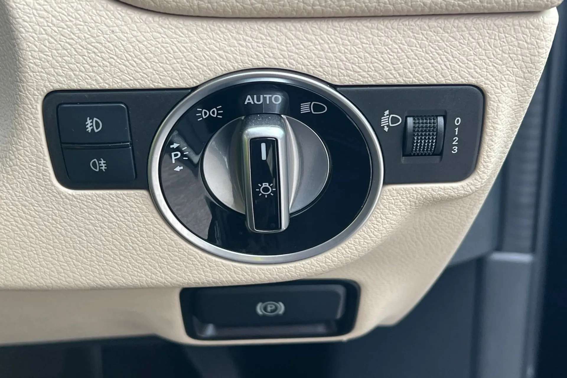 2018 MERCEDES-BENZ GLA 2018 MERCEDES-BENZ GLA