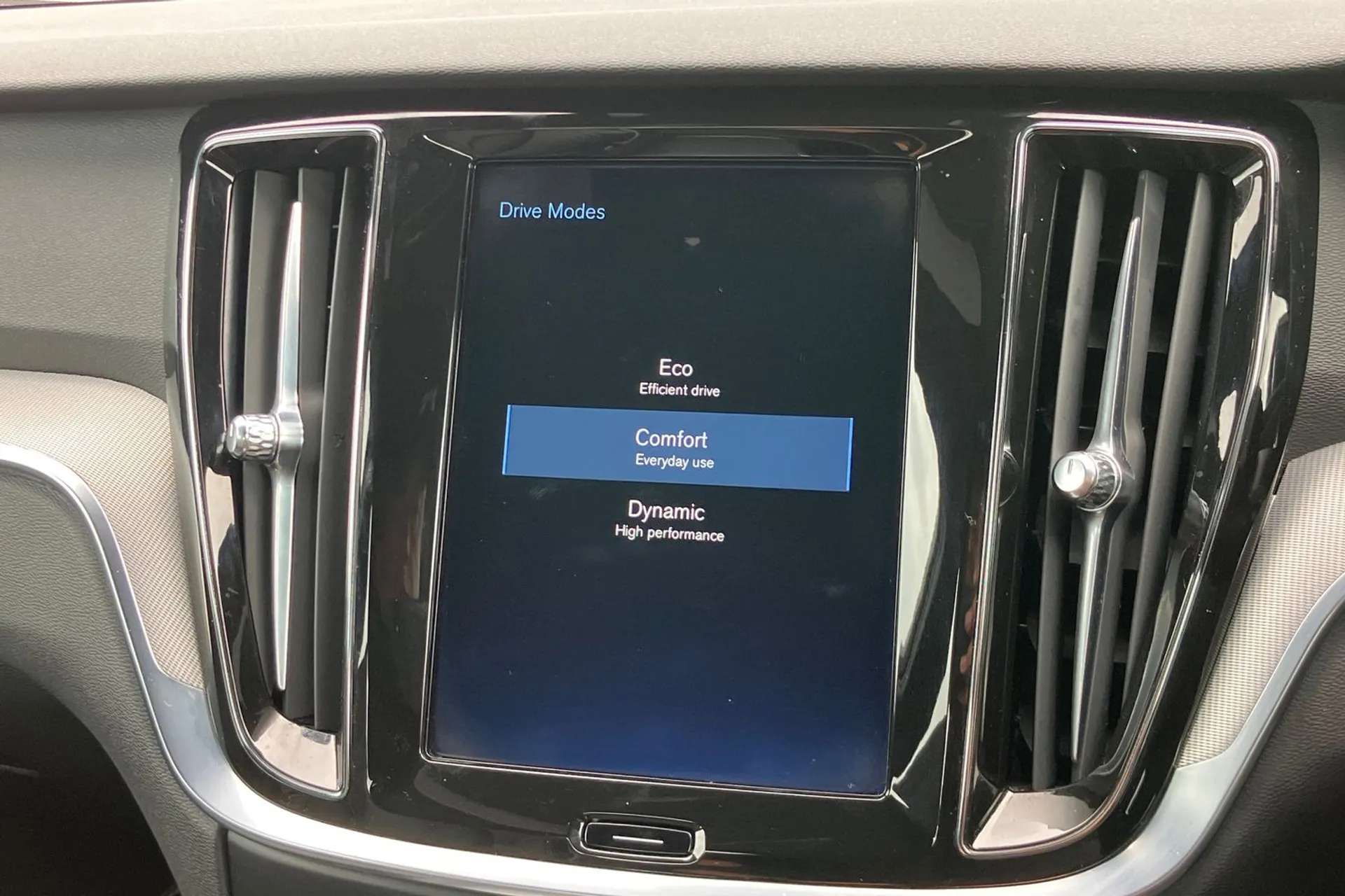 2020 VOLVO S60 2020 VOLVO S60