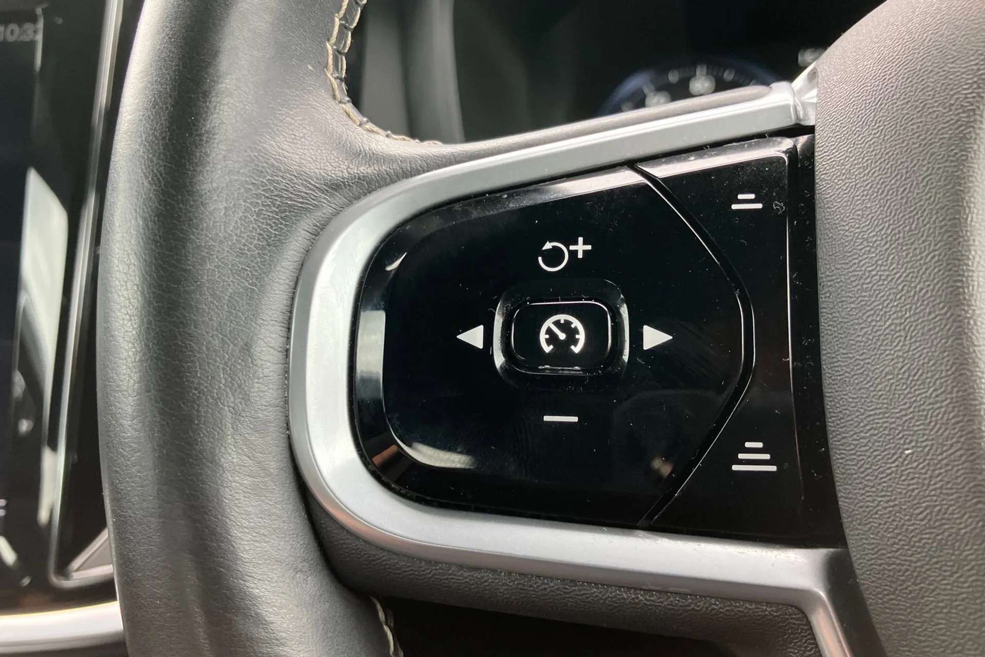 2020 VOLVO S60 2020 VOLVO S60