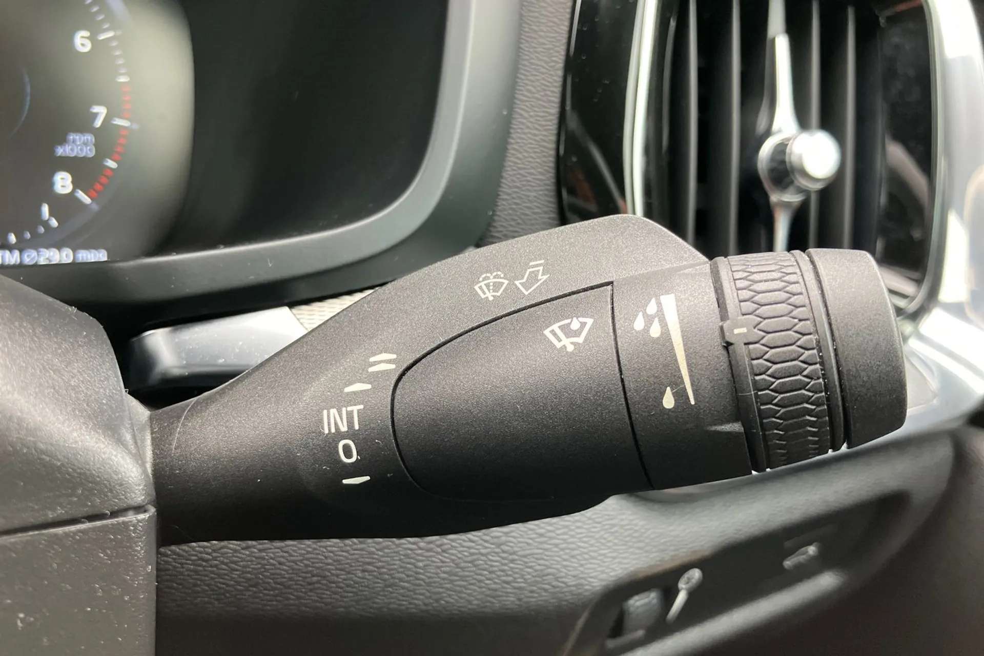 2020 VOLVO S60 2020 VOLVO S60