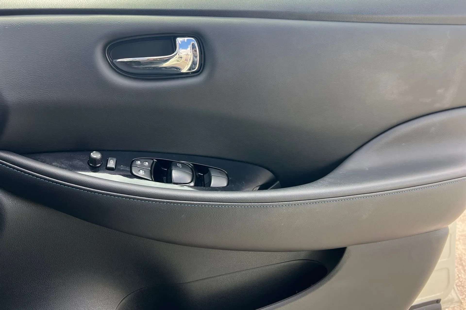 2020 NISSAN LEAF 2020 NISSAN LEAF