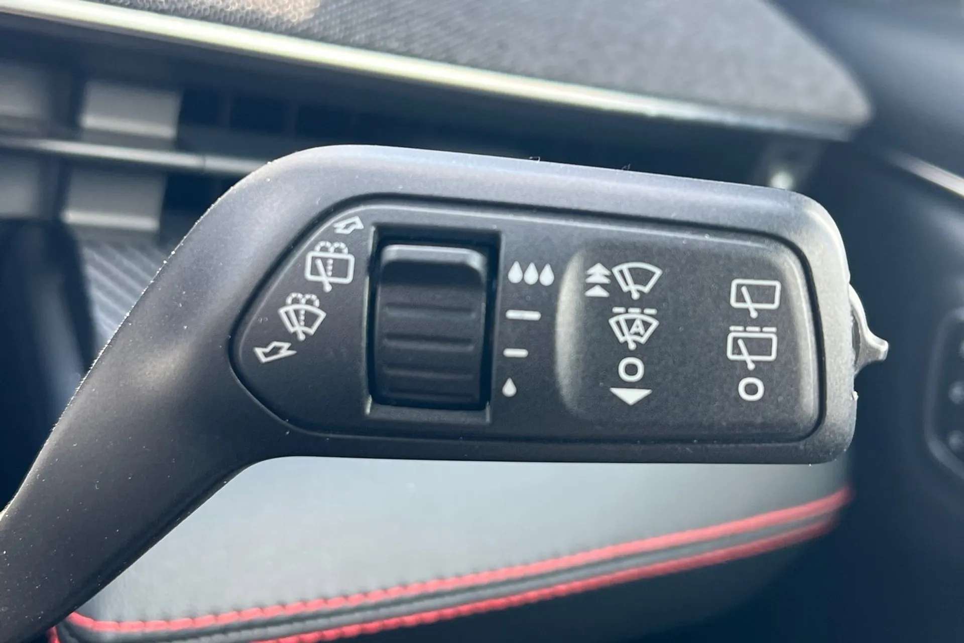 2021 FORD MUSTANG MACH-E 2021 FORD MUSTANG MACH-E