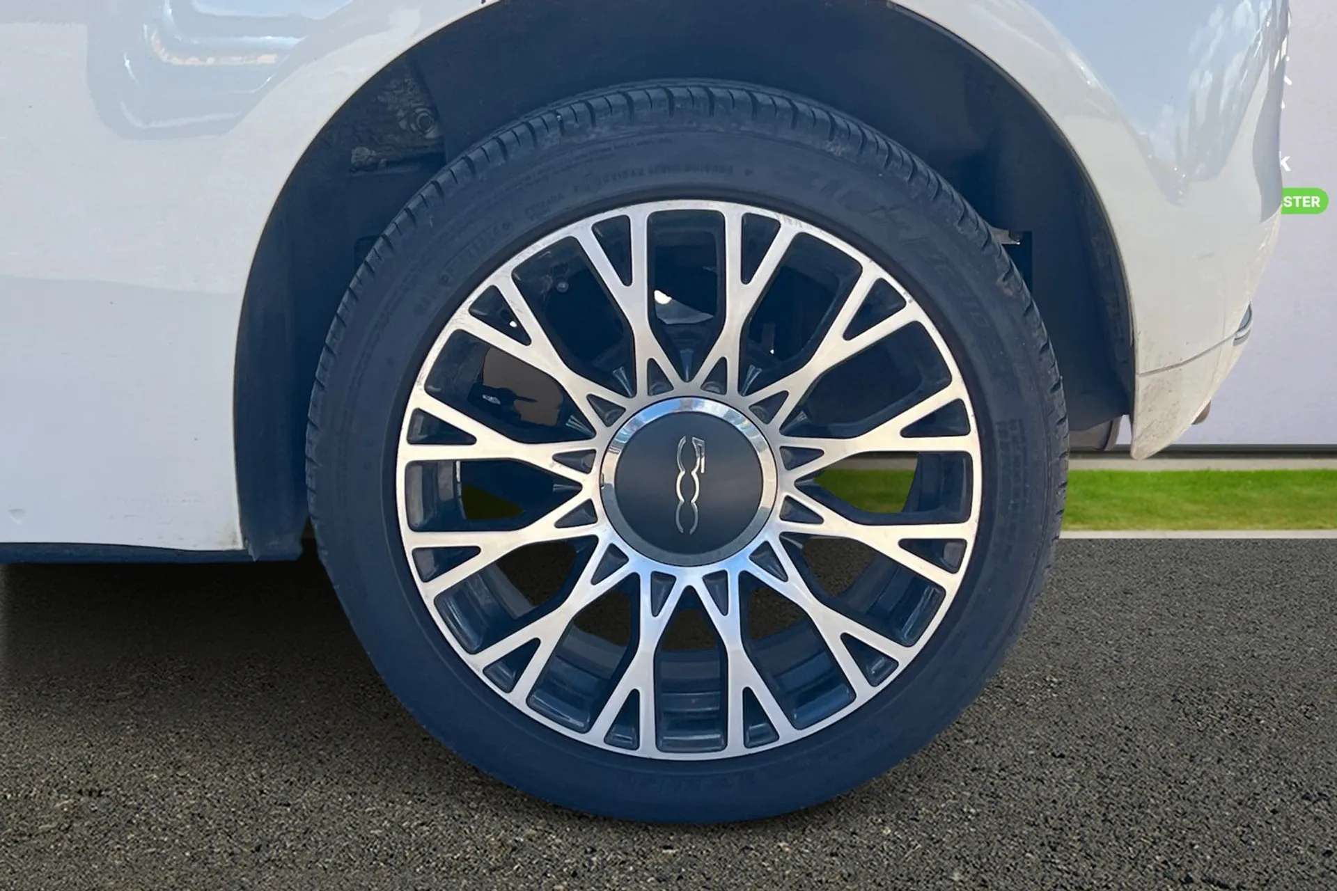 2018 FIAT 500 2018 FIAT 500