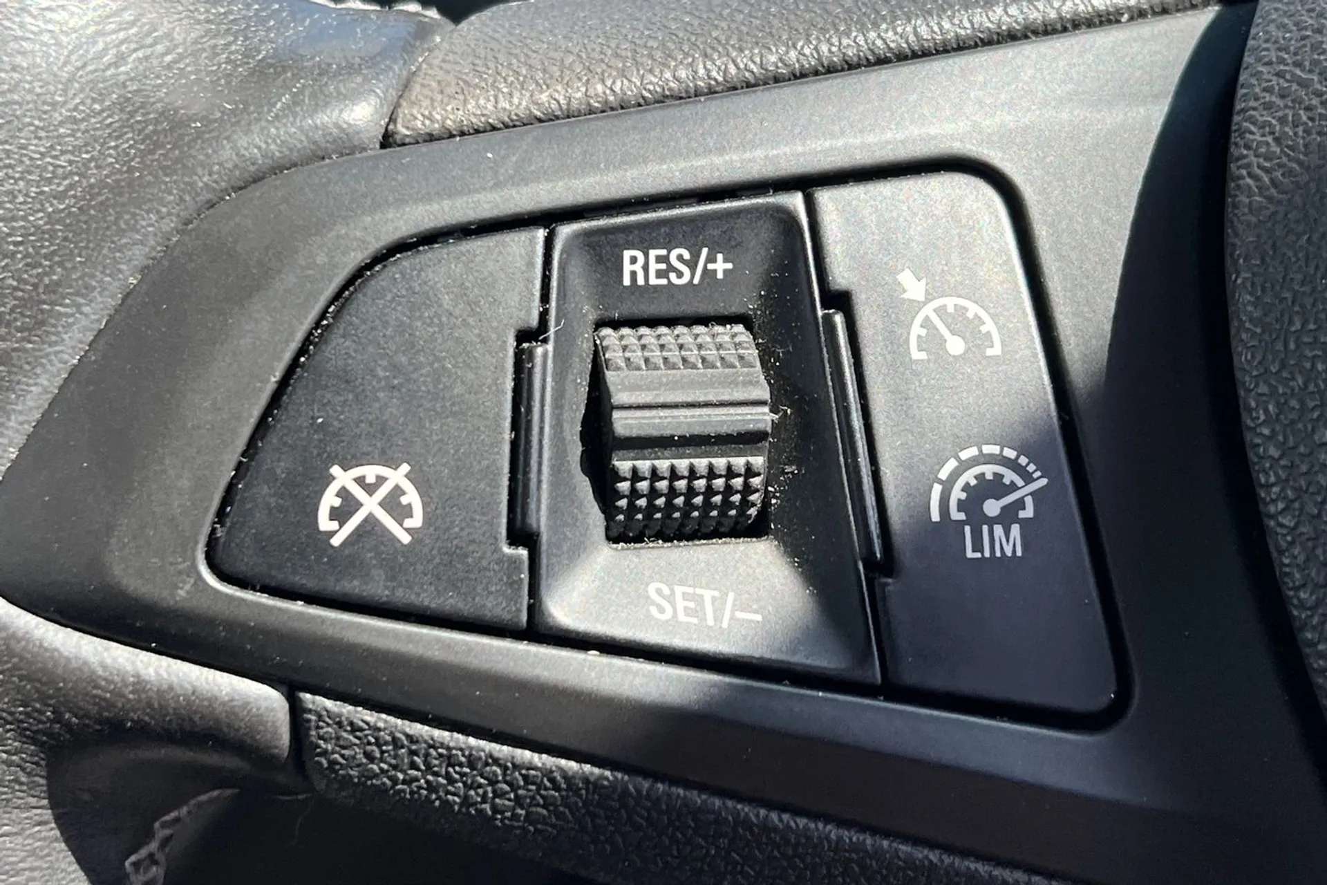 2018 VAUXHALL CORSA 2018 VAUXHALL CORSA