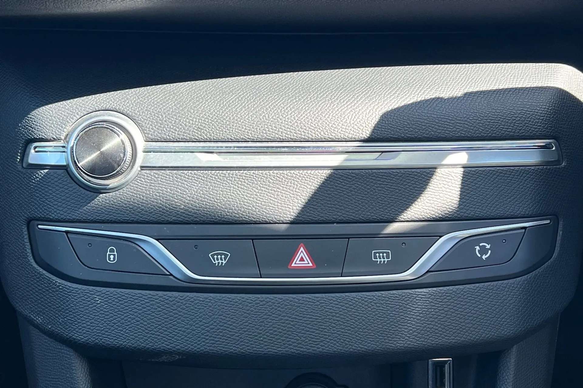2018 PEUGEOT 308 2018 PEUGEOT 308