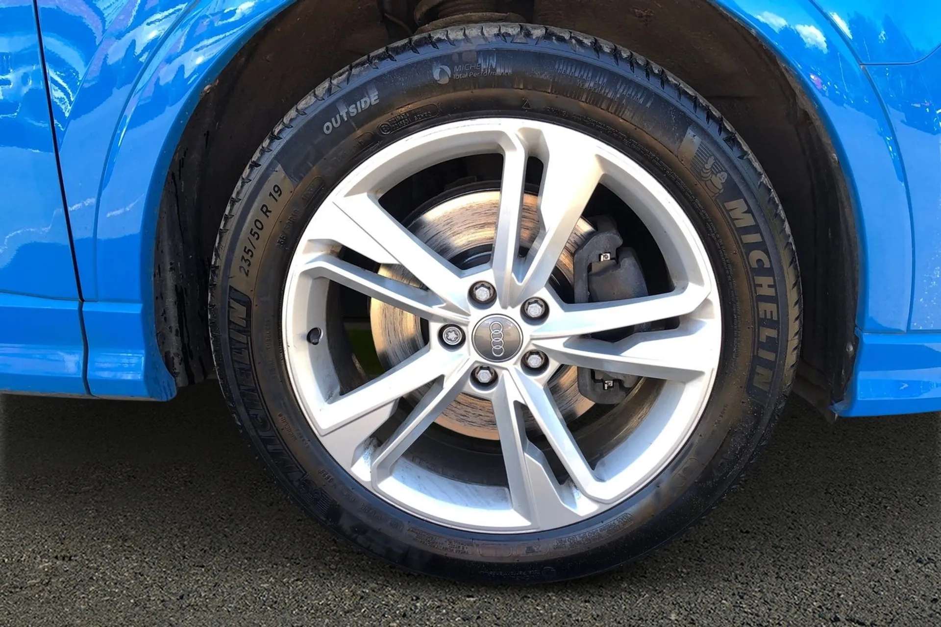 2019 AUDI Q3 2019 AUDI Q3
